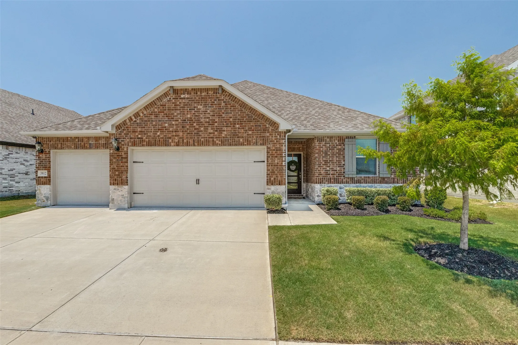 Single Family Residence For Sale in Collin County , 3812 Copperwood Drive, Princeton, Texas 75071, 4 Bedroom, 3 Bathroom, 3 Garage spaces, 2,510 Sqft, built in 2023, mls#21331444, Real Estate Agent in Princeton, Homes For Sale in Collin county, Homes For Sale in Princeton, Realtor in Princeton Texas, Real Estate Brokerage Independent Realty Texas, Luminita Cordes Realtor