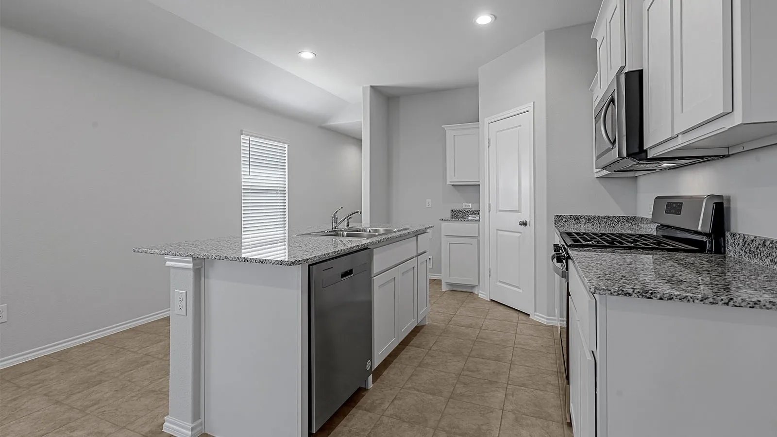 Single Family Residence For Sale in Denton County , 512 RED ADMIRAL Lane, Denton, Texas 76259, 3 Bedroom, 2 Bathroom, 2 Garage spaces, 1,335 Sqft, built in 2025, mls#21332220, Real Estate Agent in Denton, Homes For Sale in Denton county, Homes For Sale in Denton, Realtor in Denton Texas, Real Estate Brokerage Independent Realty Texas, Luminita Cordes Realtor