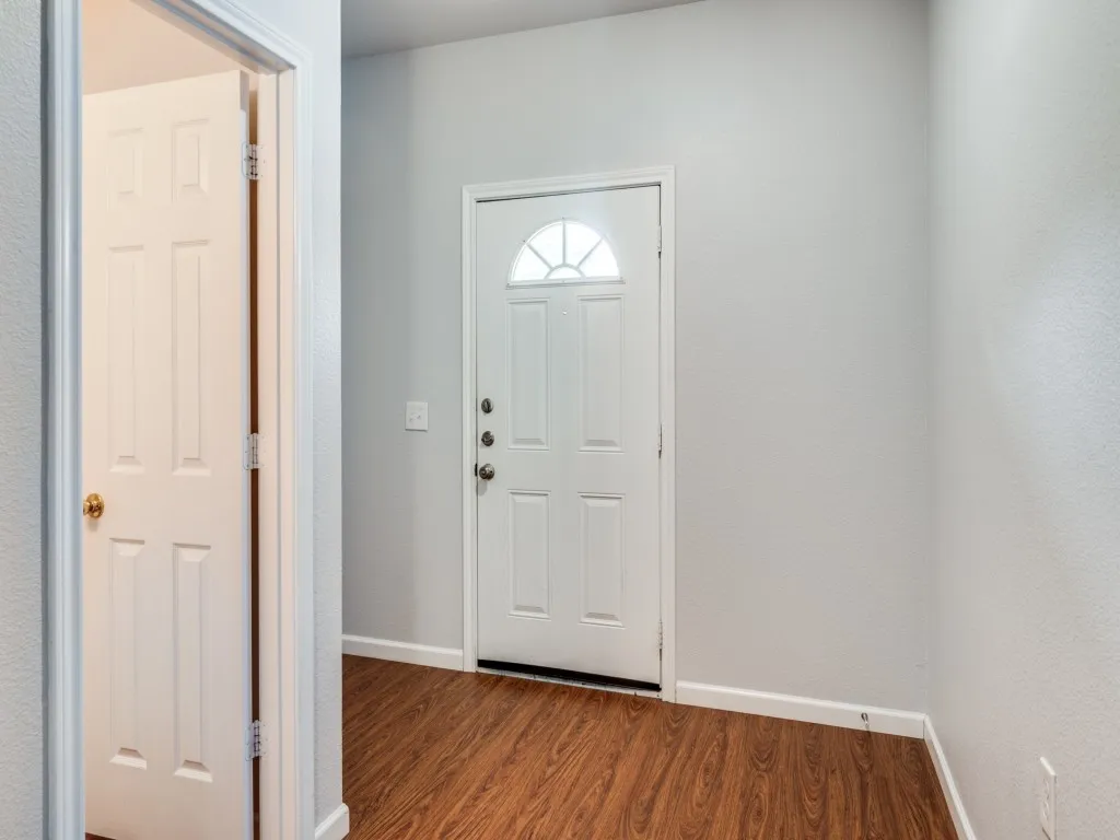Townhouse For Rent in Tarrant County , 751 Pipeline Court A2, Hurst, Texas 76053, 4 Bedroom, 4 Bathroom, 1 Garage spaces, 1,709 Sqft, built in 2021, mls#21306256, Real Estate Agent in Hurst, Homes For Rent in Tarrant county, Homes For Rent in Hurst, Realtor in Hurst Texas, Real Estate Brokerage Independent Realty Texas, Luminita Cordes Realtor