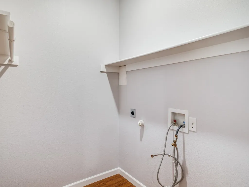 Townhouse For Rent in Tarrant County , 751 Pipeline Court A2, Hurst, Texas 76053, 4 Bedroom, 4 Bathroom, 1 Garage spaces, 1,709 Sqft, built in 2021, mls#21306256, Real Estate Agent in Hurst, Homes For Rent in Tarrant county, Homes For Rent in Hurst, Realtor in Hurst Texas, Real Estate Brokerage Independent Realty Texas, Luminita Cordes Realtor