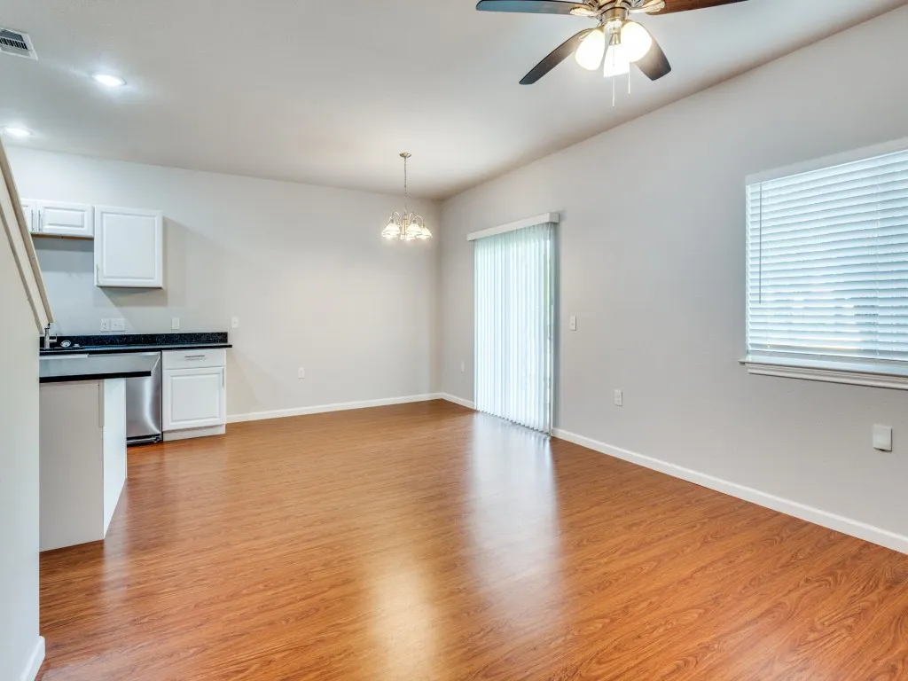Townhouse For Rent in Tarrant County , 751 Pipeline Court A2, Hurst, Texas 76053, 4 Bedroom, 4 Bathroom, 1 Garage spaces, 1,709 Sqft, built in 2021, mls#21306256, Real Estate Agent in Hurst, Homes For Rent in Tarrant county, Homes For Rent in Hurst, Realtor in Hurst Texas, Real Estate Brokerage Independent Realty Texas, Luminita Cordes Realtor