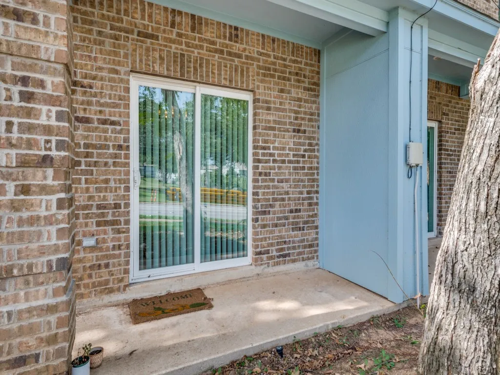 Townhouse For Rent in Tarrant County , 751 Pipeline Court A2, Hurst, Texas 76053, 4 Bedroom, 4 Bathroom, 1 Garage spaces, 1,709 Sqft, built in 2021, mls#21306256, Real Estate Agent in Hurst, Homes For Rent in Tarrant county, Homes For Rent in Hurst, Realtor in Hurst Texas, Real Estate Brokerage Independent Realty Texas, Luminita Cordes Realtor