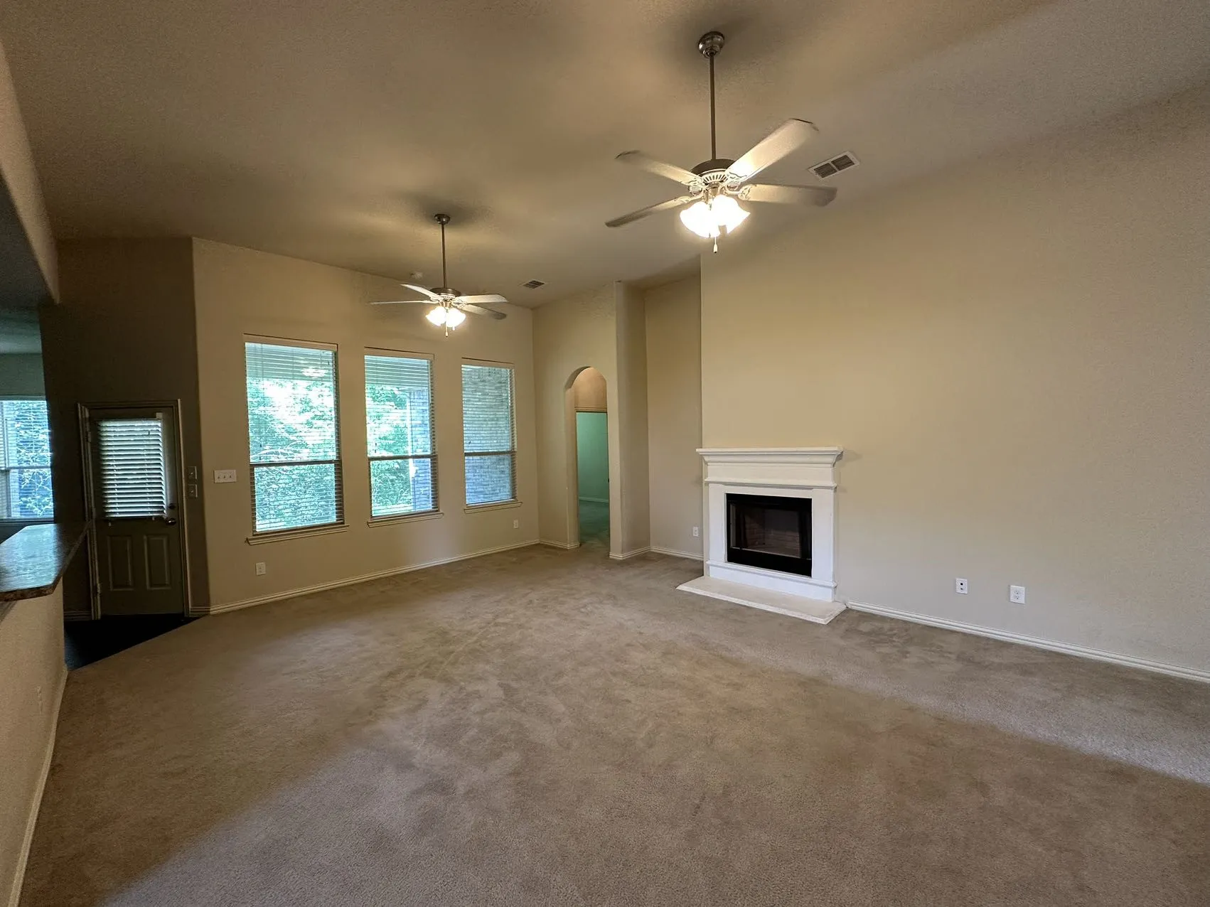 Single Family Residence For Rent in Tarrant County , 7420 Rose Crest Boulevard, Forest Hill, Texas 76140, 4 Bedrooms, 2 Bathrooms, 2 Garage spaces, 2,194 Sqft, built in 2015, Price $2,400, mls#21332821, Real Estate Agent in Forest Hill, Homes For Rent in Tarrant county, Homes For Rent in Forest Hill, Realtor in Forest Hill Texas, Real Estate Brokerage Independent Realty Texas, Luminita Cordes Realtor