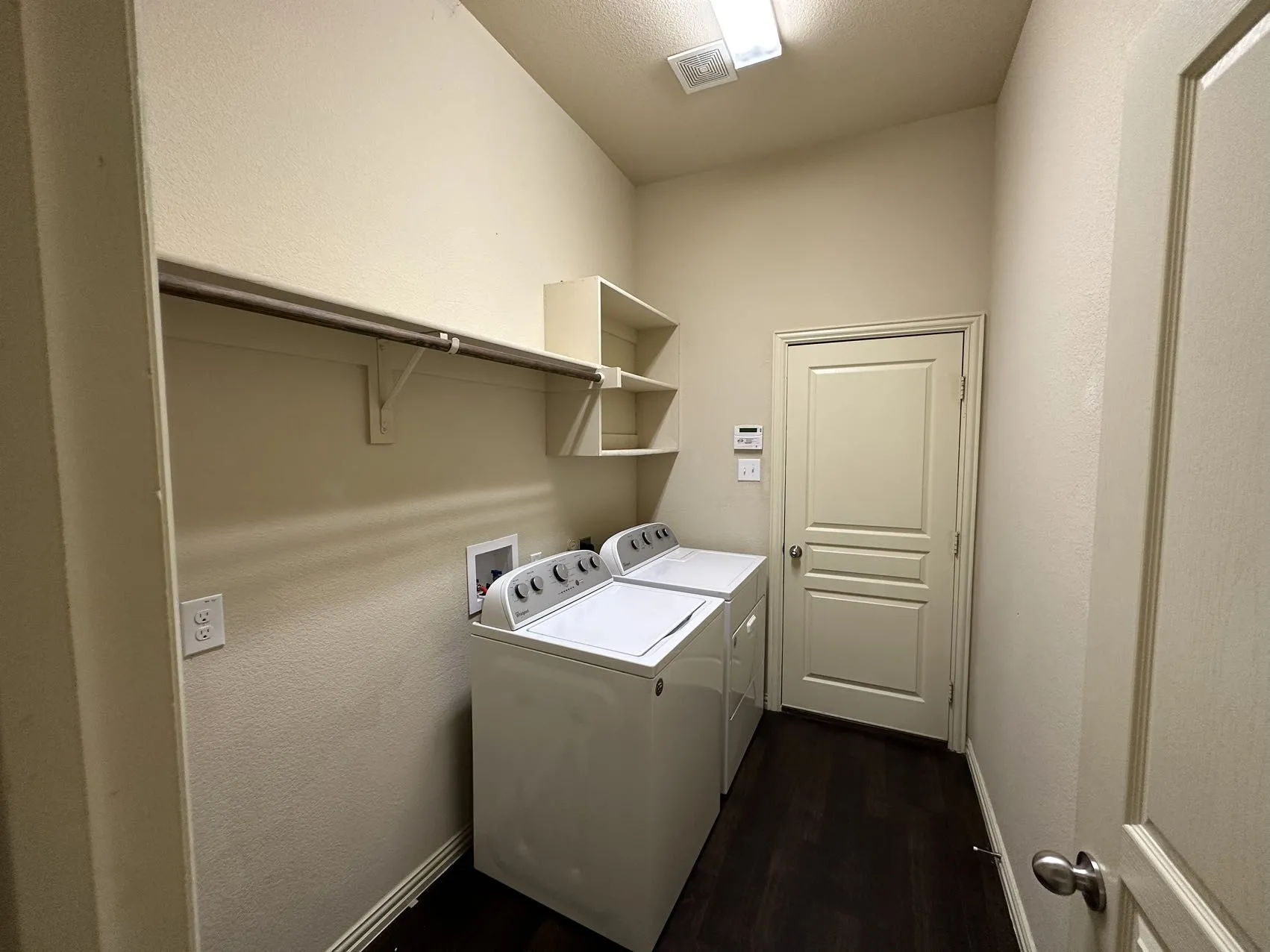 Single Family Residence For Rent in Tarrant County , 7420 Rose Crest Boulevard, Forest Hill, Texas 76140, 4 Bedrooms, 2 Bathrooms, 2 Garage spaces, 2,194 Sqft, built in 2015, Price $2,400, mls#21332821, Real Estate Agent in Forest Hill, Homes For Rent in Tarrant county, Homes For Rent in Forest Hill, Realtor in Forest Hill Texas, Real Estate Brokerage Independent Realty Texas, Luminita Cordes Realtor