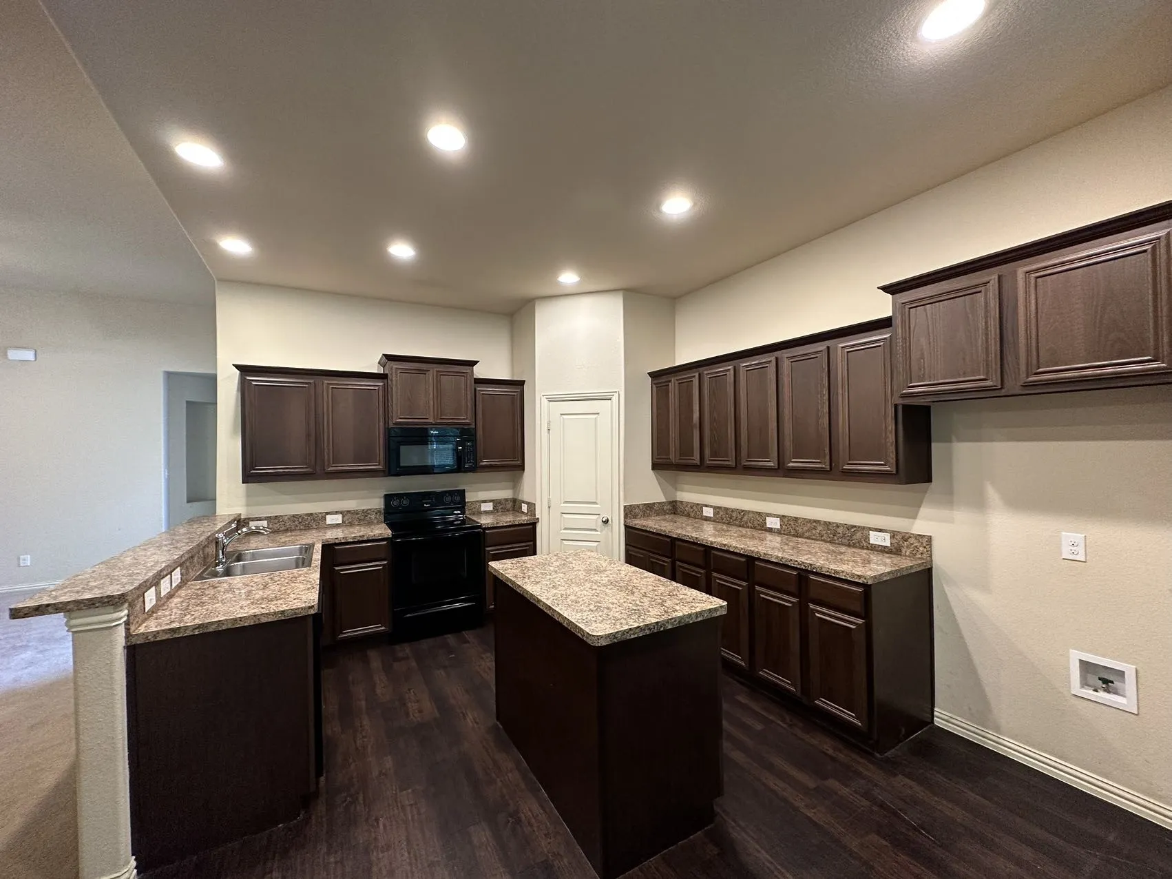Single Family Residence For Rent in Tarrant County , 7420 Rose Crest Boulevard, Forest Hill, Texas 76140, 4 Bedrooms, 2 Bathrooms, 2 Garage spaces, 2,194 Sqft, built in 2015, Price $2,400, mls#21332821, Real Estate Agent in Forest Hill, Homes For Rent in Tarrant county, Homes For Rent in Forest Hill, Realtor in Forest Hill Texas, Real Estate Brokerage Independent Realty Texas, Luminita Cordes Realtor