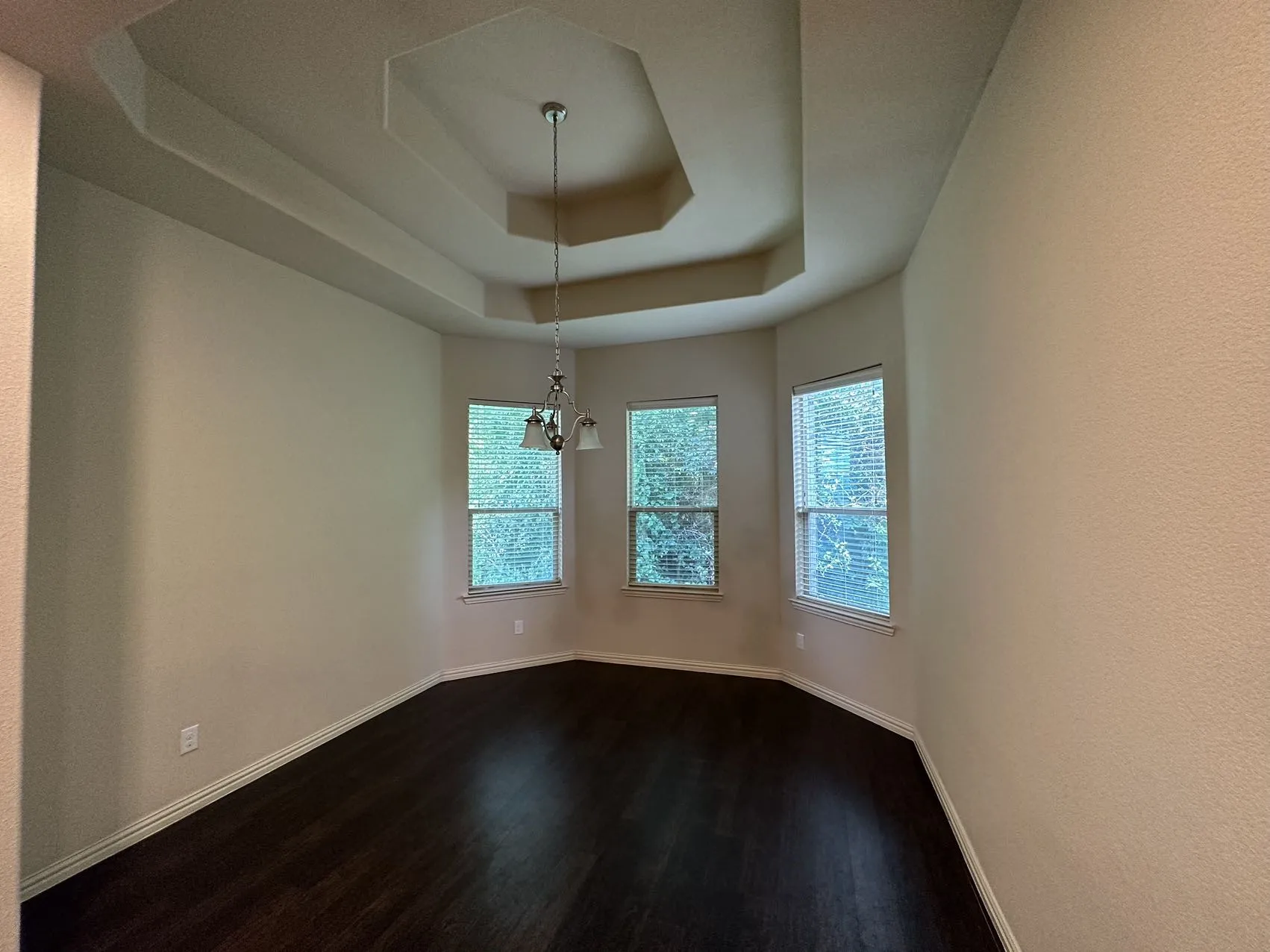 Single Family Residence For Rent in Tarrant County , 7420 Rose Crest Boulevard, Forest Hill, Texas 76140, 4 Bedrooms, 2 Bathrooms, 2 Garage spaces, 2,194 Sqft, built in 2015, Price $2,400, mls#21332821, Real Estate Agent in Forest Hill, Homes For Rent in Tarrant county, Homes For Rent in Forest Hill, Realtor in Forest Hill Texas, Real Estate Brokerage Independent Realty Texas, Luminita Cordes Realtor