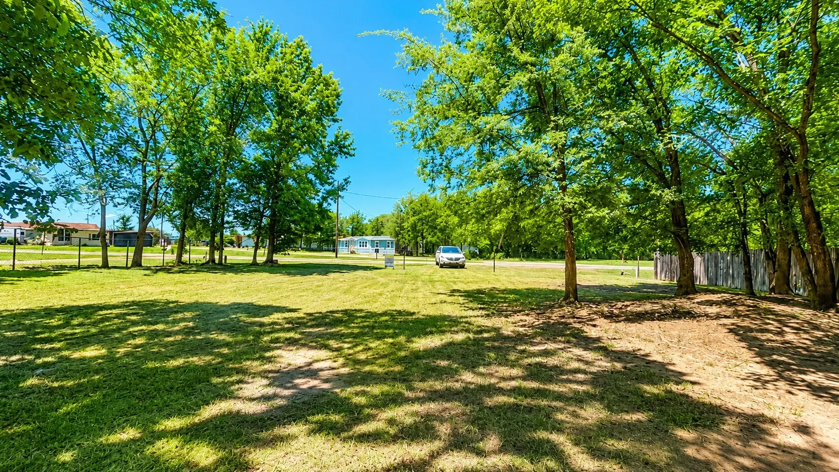 Single Family Residence For Sale in Wood County , 468 Choctaw Drive, Quitman, Texas 75783, 1 Bedroom, 2 Bathrooms, Garage spaces, 140 Sqft, built in 2011, Price $69,900, mls#21330759, Real Estate Agent in Quitman, Homes For Sale in Wood county, Homes For Sale in Quitman, Realtor in Quitman Texas, Real Estate Brokerage Independent Realty Texas, Luminita Cordes Realtor