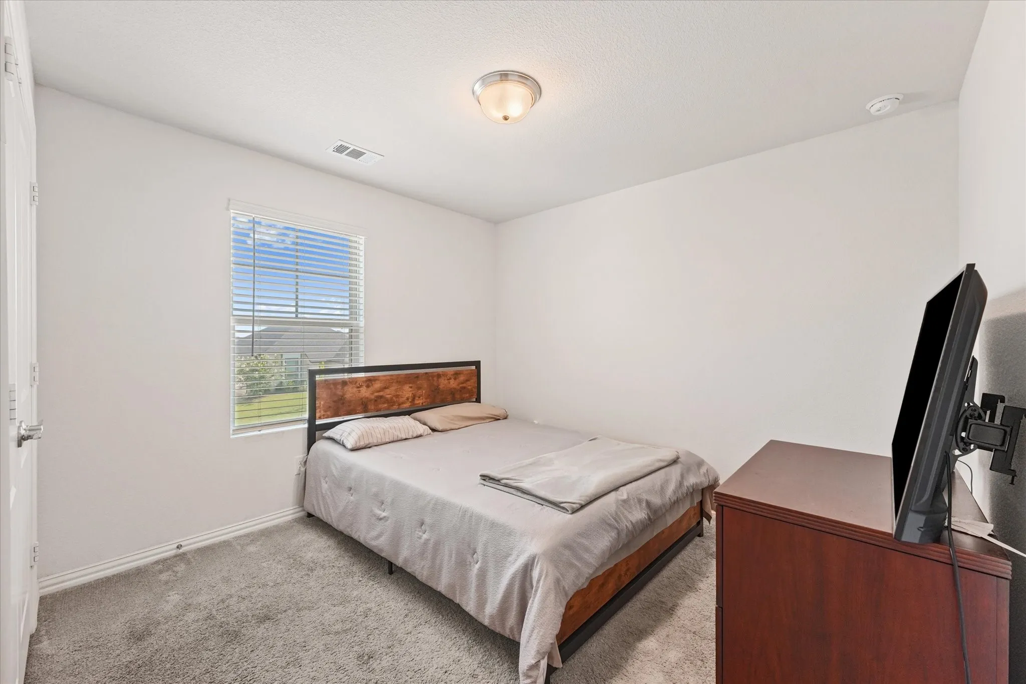 Single Family Residence For Sale in Rockwall County , 1344 Black Canyon Avenue, Royse City, Texas 75189, 4 Bedroom, 3 Bathroom, 2 Garage spaces, 2,325 Sqft, built in 2020, Price $319,000, mls#21332725, Real Estate Agent in Royse City, Homes For Sale in Rockwall county, Homes For Sale in Royse City, Realtor in Royse City Texas, Real Estate Brokerage Independent Realty Texas, Luminita Cordes Realtor