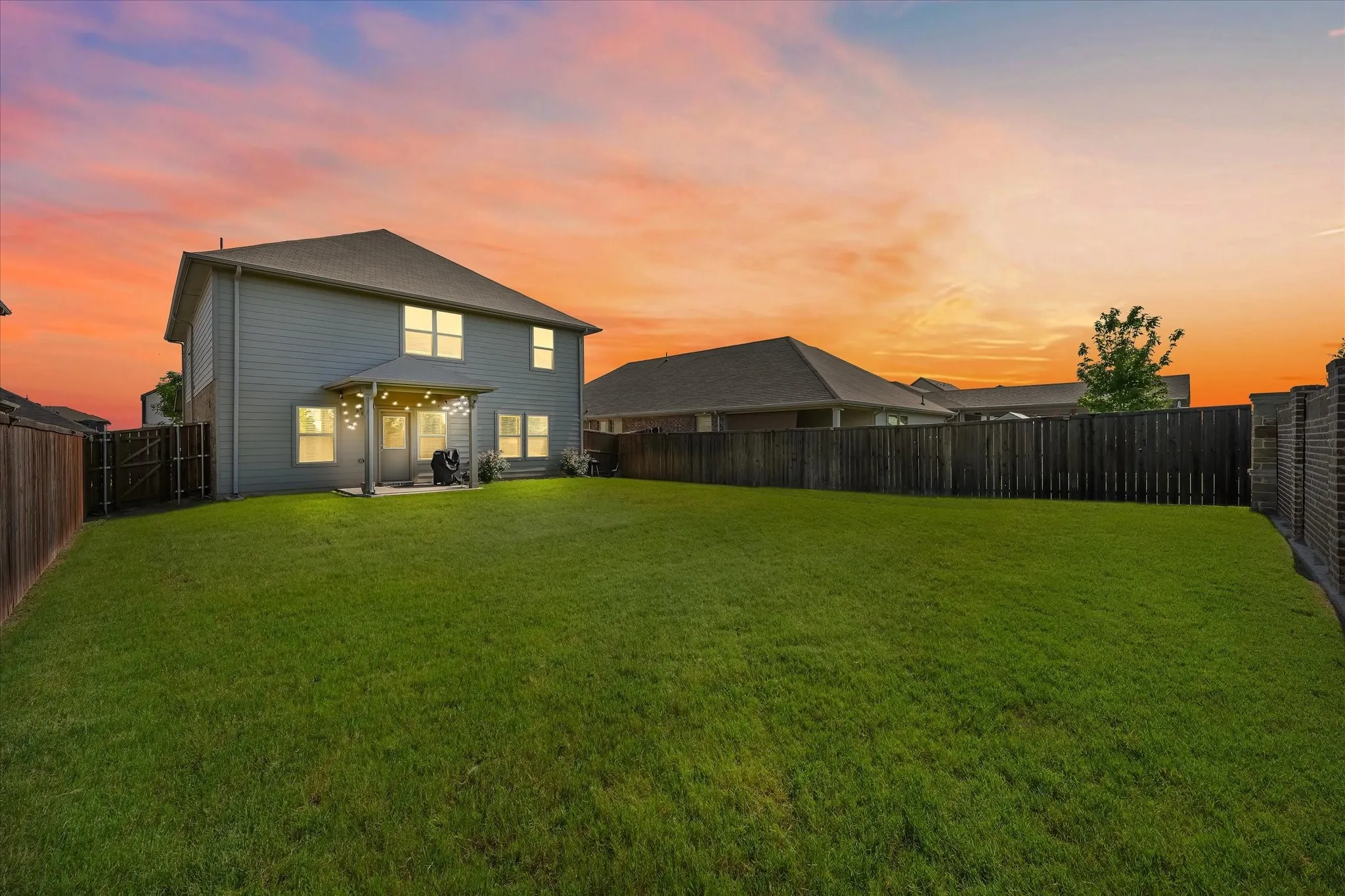 Single Family Residence For Sale in Rockwall County , 1344 Black Canyon Avenue, Royse City, Texas 75189, 4 Bedroom, 3 Bathroom, 2 Garage spaces, 2,325 Sqft, built in 2020, Price $319,000, mls#21332725, Real Estate Agent in Royse City, Homes For Sale in Rockwall county, Homes For Sale in Royse City, Realtor in Royse City Texas, Real Estate Brokerage Independent Realty Texas, Luminita Cordes Realtor