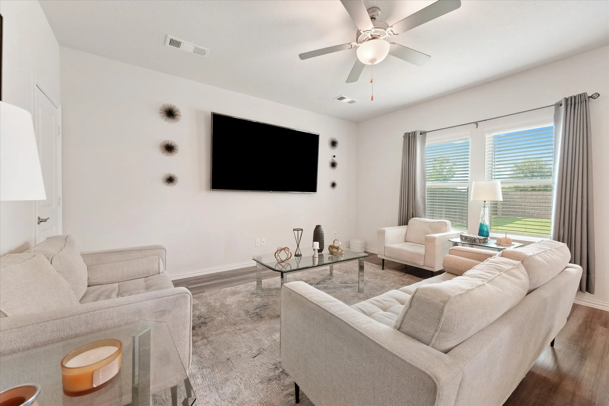 Single Family Residence For Sale in Rockwall County , 1344 Black Canyon Avenue, Royse City, Texas 75189, 4 Bedroom, 3 Bathroom, 2 Garage spaces, 2,325 Sqft, built in 2020, Price $319,000, mls#21332725, Real Estate Agent in Royse City, Homes For Sale in Rockwall county, Homes For Sale in Royse City, Realtor in Royse City Texas, Real Estate Brokerage Independent Realty Texas, Luminita Cordes Realtor