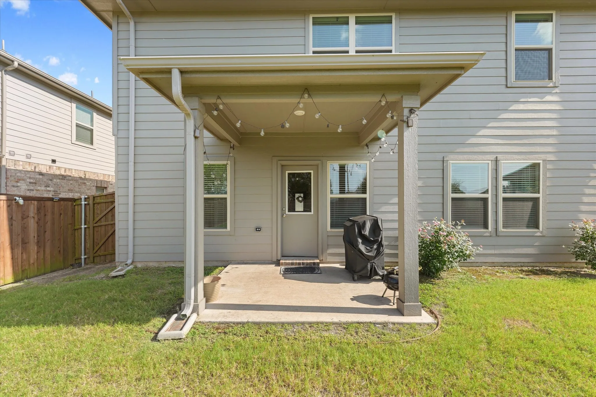 Single Family Residence For Sale in Rockwall County , 1344 Black Canyon Avenue, Royse City, Texas 75189, 4 Bedroom, 3 Bathroom, 2 Garage spaces, 2,325 Sqft, built in 2020, Price $319,000, mls#21332725, Real Estate Agent in Royse City, Homes For Sale in Rockwall county, Homes For Sale in Royse City, Realtor in Royse City Texas, Real Estate Brokerage Independent Realty Texas, Luminita Cordes Realtor
