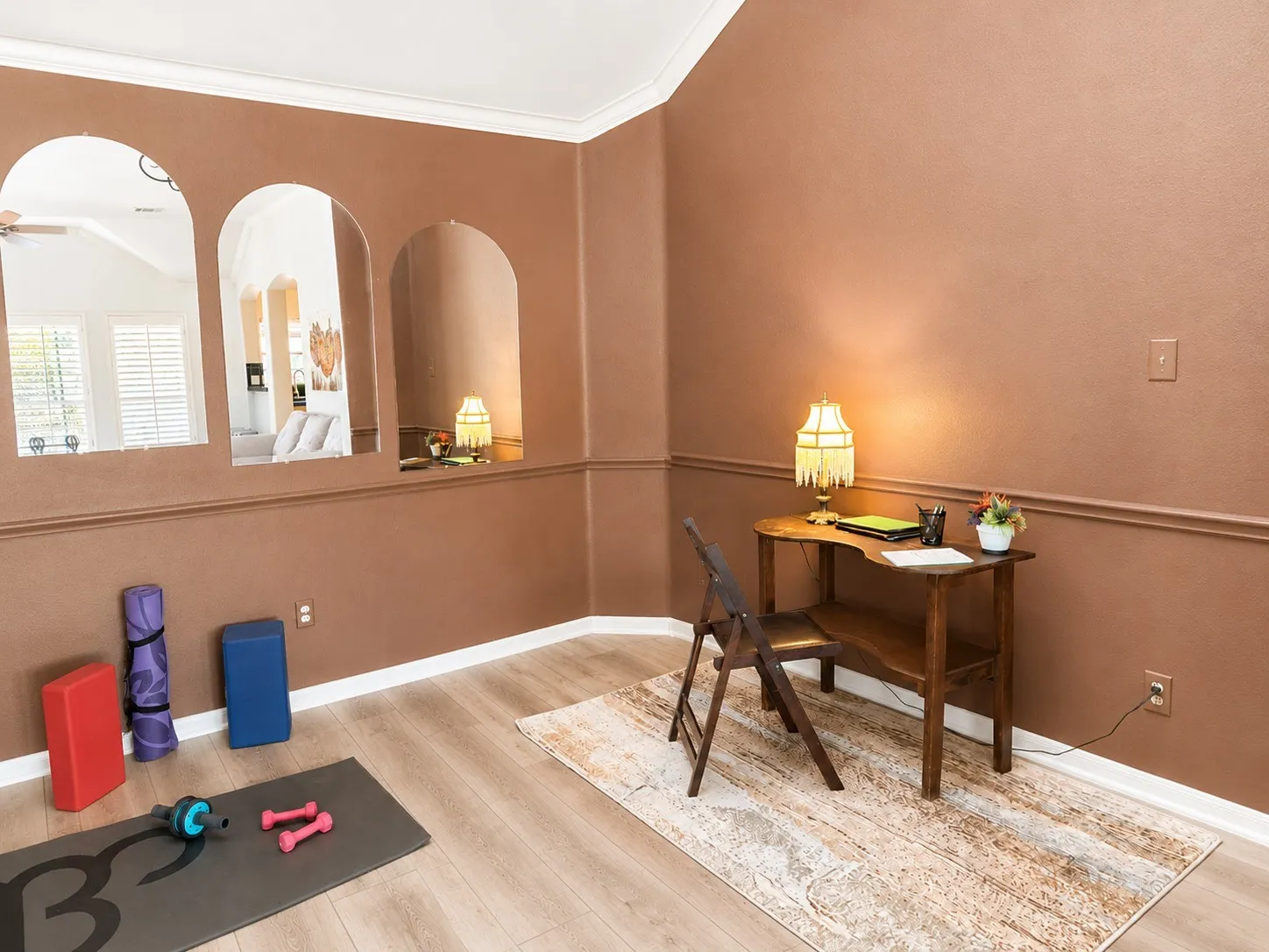 Single Family Residence For Sale in Collin County , 6800 Forest Hills Drive, Plano, Texas 75023, 3 Bedroom, 2 Bathroom, 2 Garage spaces, 1,607 Sqft, built in 1994, Price $435,000, mls#21330512, Real Estate Agent in Plano, Homes For Sale in Collin county, Homes For Sale in Plano, Realtor in Plano Texas, Real Estate Brokerage Independent Realty Texas, Luminita Cordes Realtor