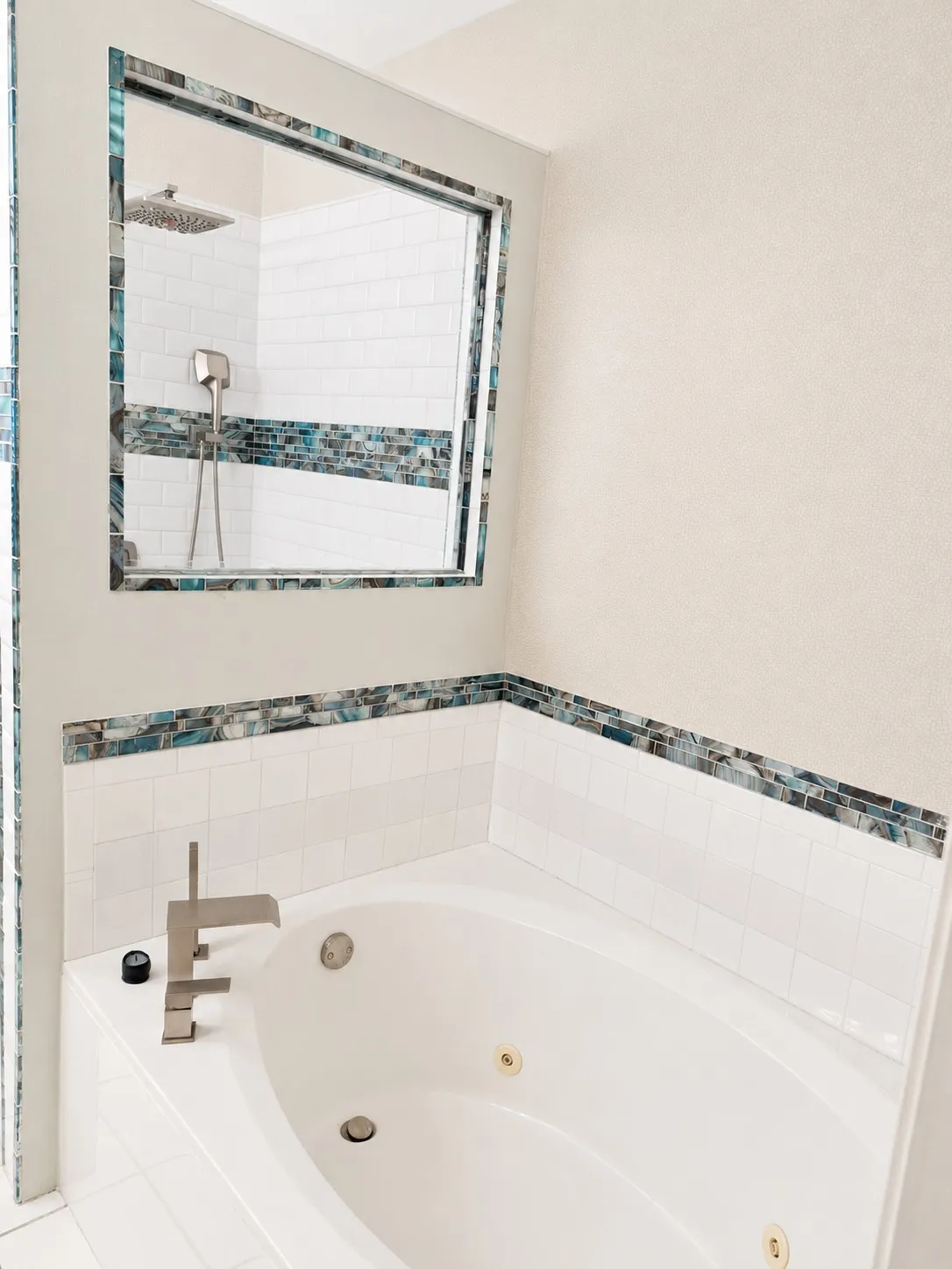 Single Family Residence For Sale in Collin County , 6800 Forest Hills Drive, Plano, Texas 75023, 3 Bedroom, 2 Bathroom, 2 Garage spaces, 1,607 Sqft, built in 1994, Price $435,000, mls#21330512, Real Estate Agent in Plano, Homes For Sale in Collin county, Homes For Sale in Plano, Realtor in Plano Texas, Real Estate Brokerage Independent Realty Texas, Luminita Cordes Realtor