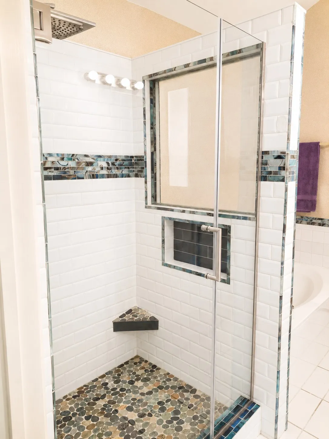 Single Family Residence For Sale in Collin County , 6800 Forest Hills Drive, Plano, Texas 75023, 3 Bedroom, 2 Bathroom, 2 Garage spaces, 1,607 Sqft, built in 1994, Price $435,000, mls#21330512, Real Estate Agent in Plano, Homes For Sale in Collin county, Homes For Sale in Plano, Realtor in Plano Texas, Real Estate Brokerage Independent Realty Texas, Luminita Cordes Realtor