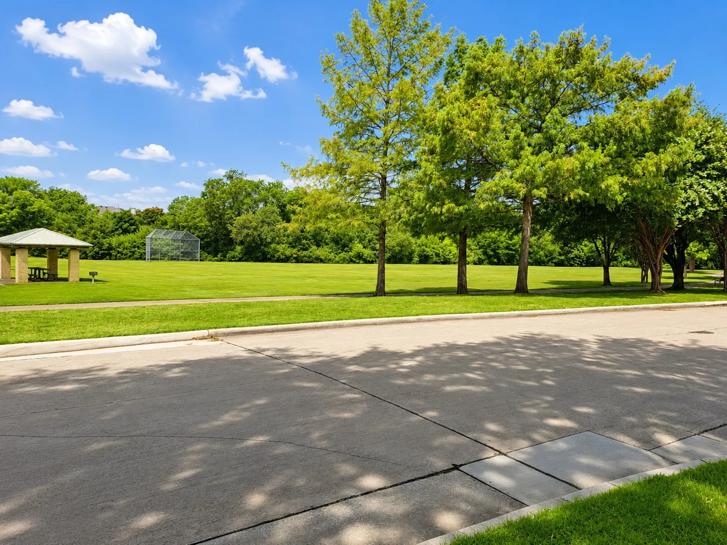 Single Family Residence For Sale in Collin County , 6800 Forest Hills Drive, Plano, Texas 75023, 3 Bedroom, 2 Bathroom, 2 Garage spaces, 1,607 Sqft, built in 1994, Price $435,000, mls#21330512, Real Estate Agent in Plano, Homes For Sale in Collin county, Homes For Sale in Plano, Realtor in Plano Texas, Real Estate Brokerage Independent Realty Texas, Luminita Cordes Realtor