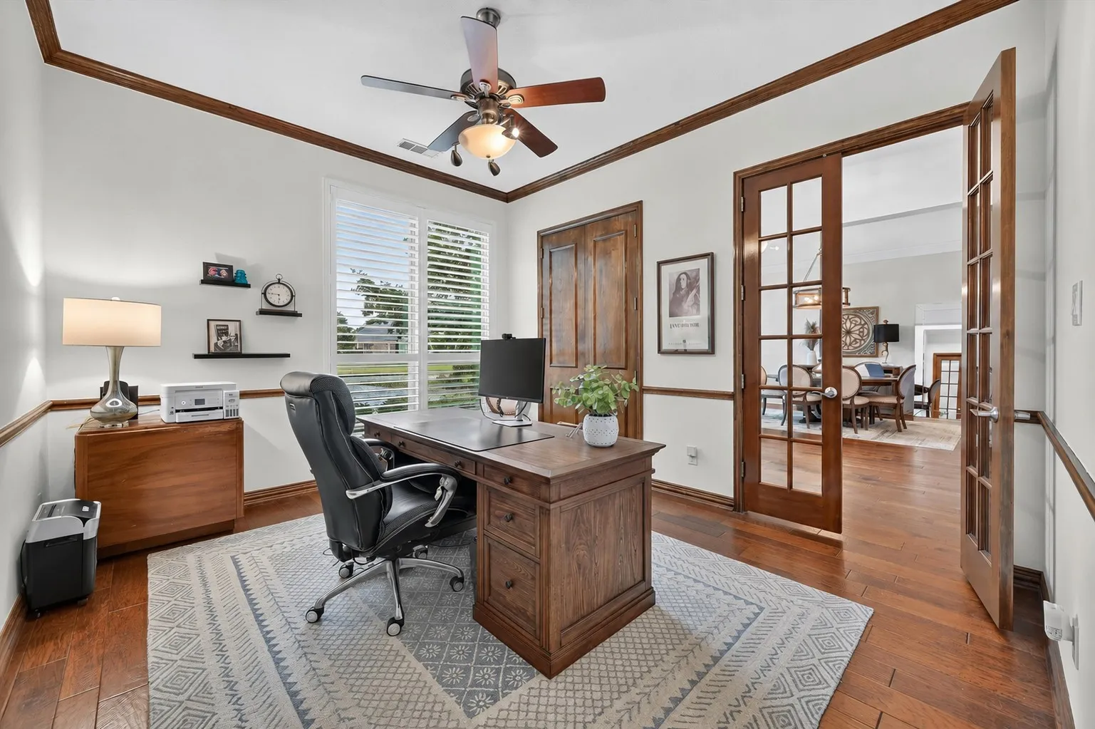 Single Family Residence For Sale in Denton County , 4009 Beacon Street, Flower Mound, Texas 75028, 4 Bedroom, 4 Bathroom, 3 Garage spaces, 3,681 Sqft, built in 2000, mls#20957825, Real Estate Agent in Flower Mound, Homes For Sale in Denton county, Homes For Sale in Flower Mound, Realtor in Flower Mound Texas, Real Estate Brokerage Independent Realty Texas, Luminita Cordes Realtor