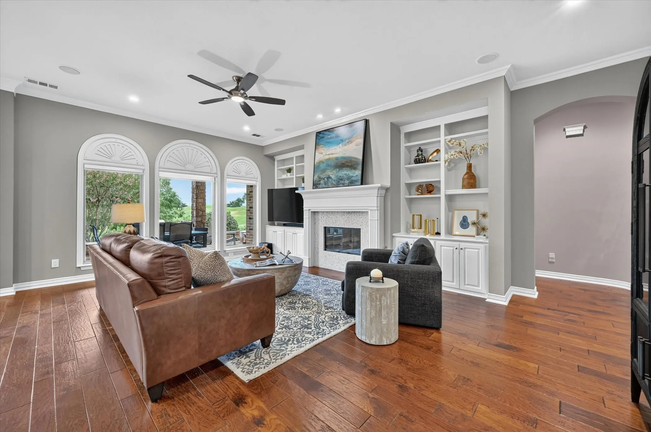 Single Family Residence For Sale in Denton County , 4009 Beacon Street, Flower Mound, Texas 75028, 4 Bedroom, 4 Bathroom, 3 Garage spaces, 3,681 Sqft, built in 2000, mls#20957825, Real Estate Agent in Flower Mound, Homes For Sale in Denton county, Homes For Sale in Flower Mound, Realtor in Flower Mound Texas, Real Estate Brokerage Independent Realty Texas, Luminita Cordes Realtor