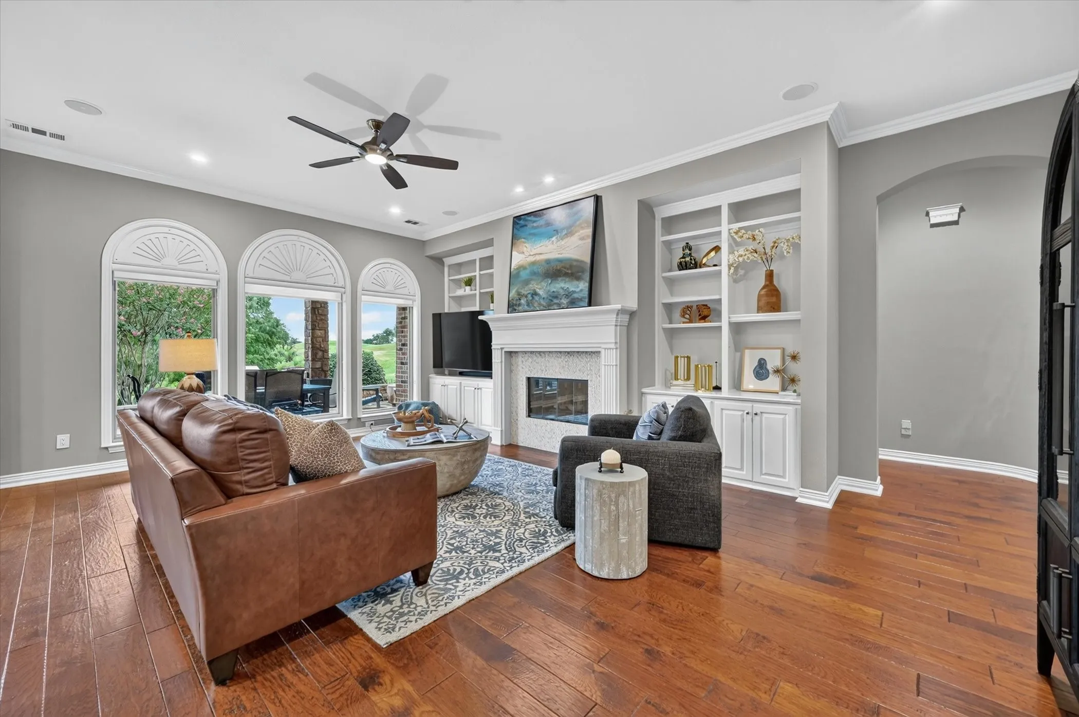 Single Family Residence For Sale in Denton County , 4009 Beacon Street, Flower Mound, Texas 75028, 4 Bedroom, 4 Bathroom, 3 Garage spaces, 3,681 Sqft, built in 2000, mls#20957825, Real Estate Agent in Flower Mound, Homes For Sale in Denton county, Homes For Sale in Flower Mound, Realtor in Flower Mound Texas, Real Estate Brokerage Independent Realty Texas, Luminita Cordes Realtor