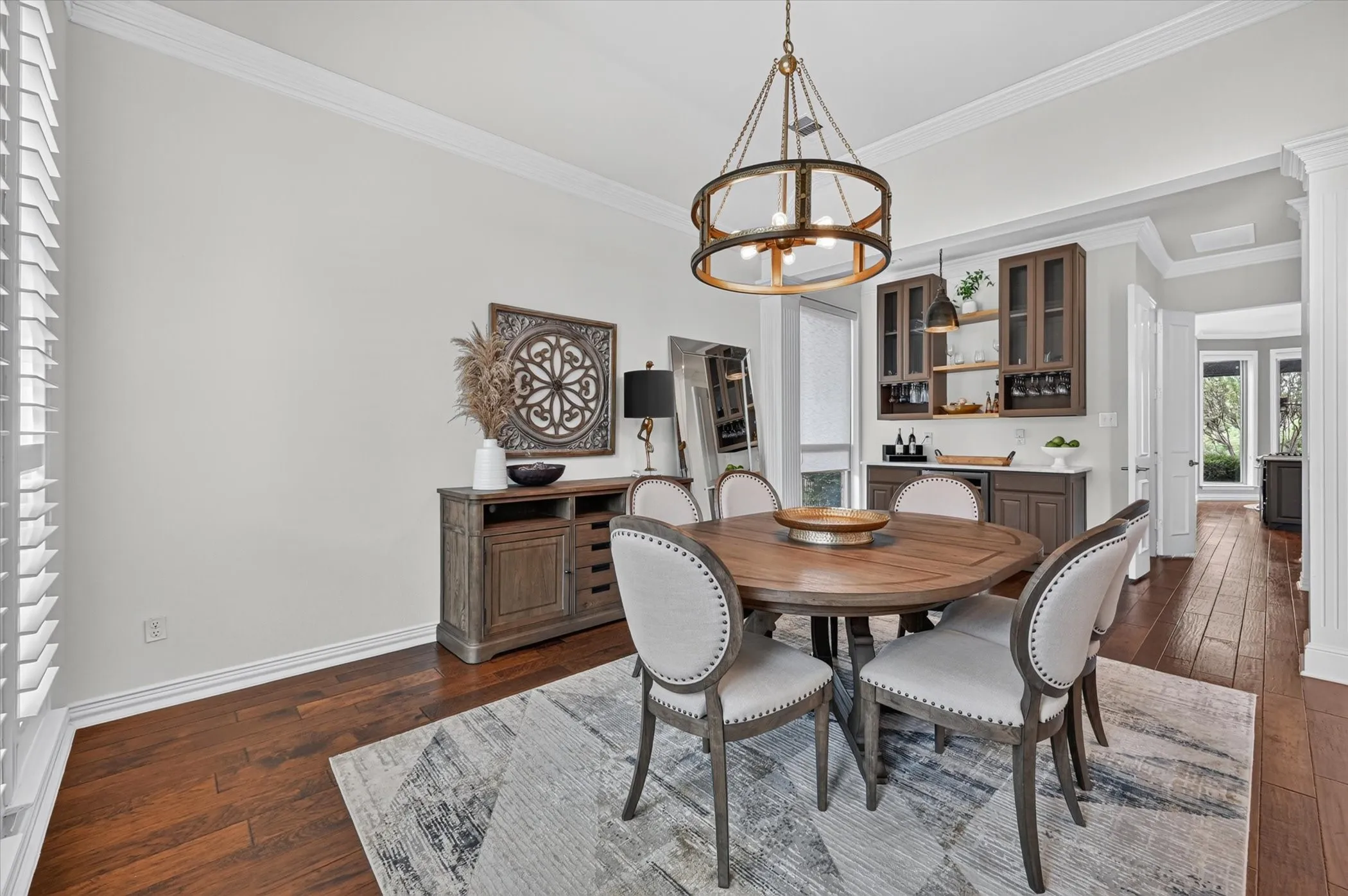 Single Family Residence For Sale in Denton County , 4009 Beacon Street, Flower Mound, Texas 75028, 4 Bedroom, 4 Bathroom, 3 Garage spaces, 3,681 Sqft, built in 2000, mls#20957825, Real Estate Agent in Flower Mound, Homes For Sale in Denton county, Homes For Sale in Flower Mound, Realtor in Flower Mound Texas, Real Estate Brokerage Independent Realty Texas, Luminita Cordes Realtor