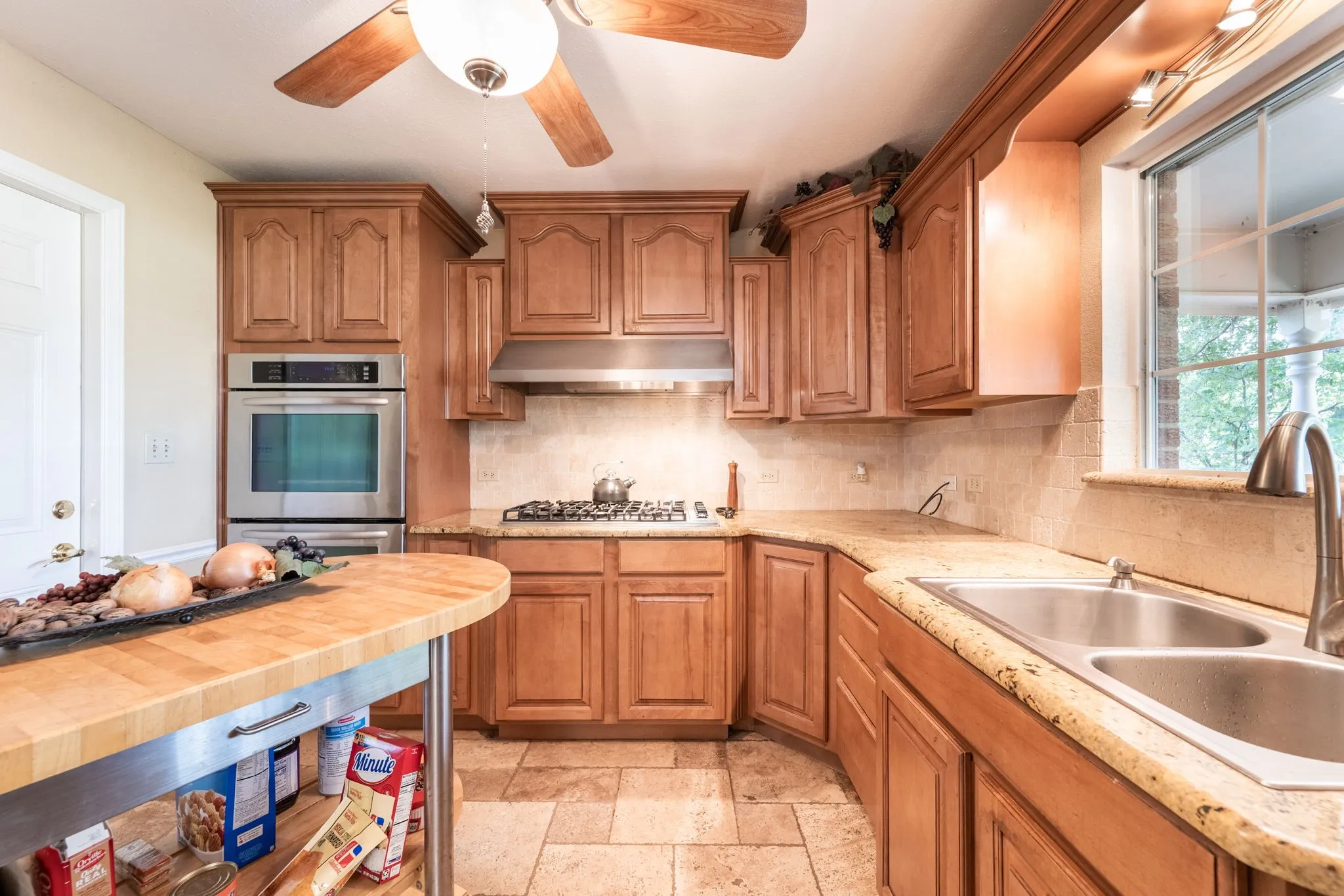 Farm For Sale in Van Zandt County , 2715 FM 857, Grand Saline, Texas 75140, 3 Bedroom, 2 Bathroom, 2 Garage spaces, 1,751 Sqft, built in 1968, mls#21324586, Real Estate Agent in Grand Saline, Homes For Sale in Van Zandt county, Homes For Sale in Grand Saline, Realtor in Grand Saline Texas, Real Estate Brokerage Independent Realty Texas, Luminita Cordes Realtor