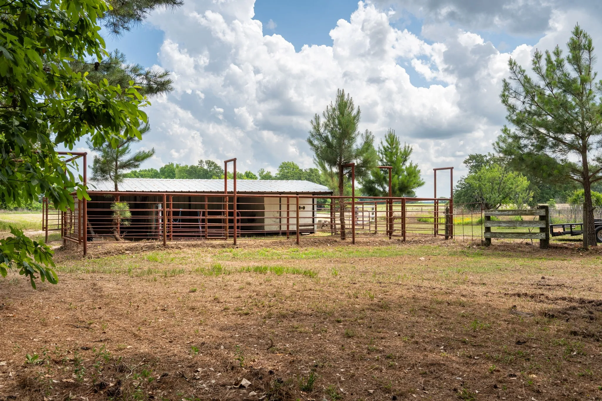 Farm For Sale in Van Zandt County , 2715 FM 857, Grand Saline, Texas 75140, 3 Bedroom, 2 Bathroom, 2 Garage spaces, 1,751 Sqft, built in 1968, mls#21324586, Real Estate Agent in Grand Saline, Homes For Sale in Van Zandt county, Homes For Sale in Grand Saline, Realtor in Grand Saline Texas, Real Estate Brokerage Independent Realty Texas, Luminita Cordes Realtor