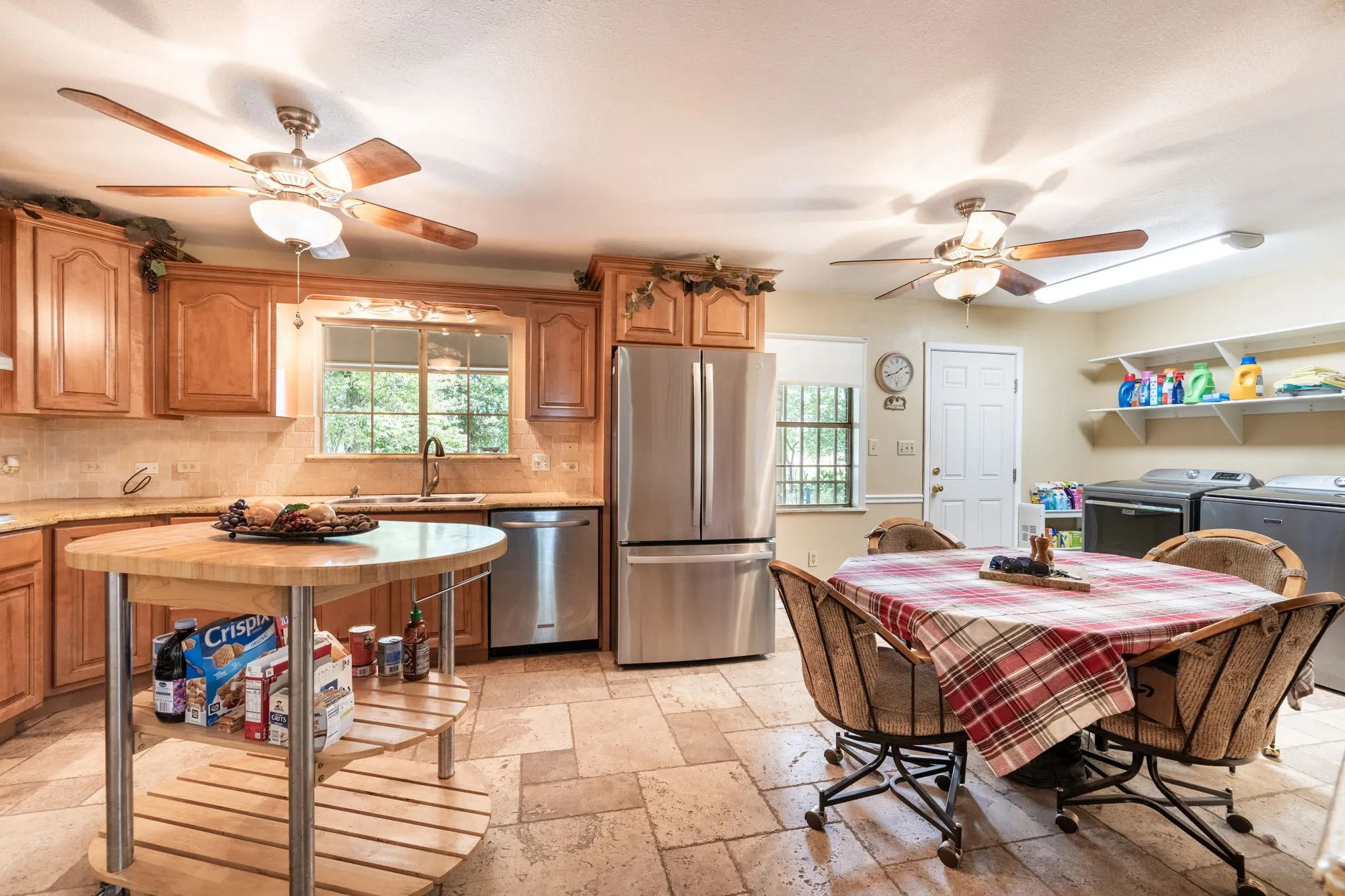Farm For Sale in Van Zandt County , 2715 FM 857, Grand Saline, Texas 75140, 3 Bedroom, 2 Bathroom, 2 Garage spaces, 1,751 Sqft, built in 1968, mls#21324586, Real Estate Agent in Grand Saline, Homes For Sale in Van Zandt county, Homes For Sale in Grand Saline, Realtor in Grand Saline Texas, Real Estate Brokerage Independent Realty Texas, Luminita Cordes Realtor