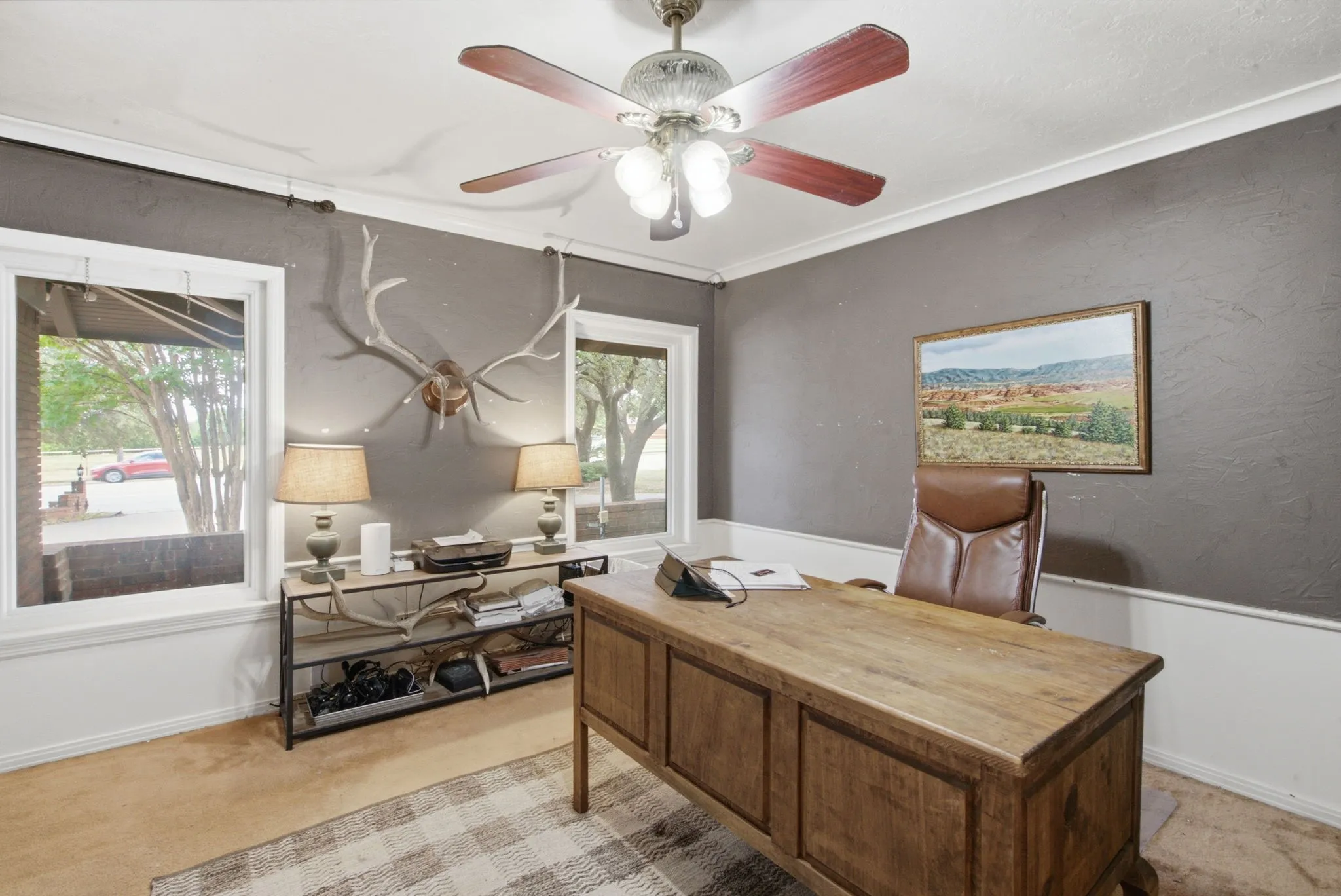 Single Family Residence For Sale in Jack County , 904 W Belknap Street, Jacksboro, Texas 76458, 5 Bedroom, 5 Bathroom, 2 Garage spaces, 4,246 Sqft, built in 1970, mls#21332584, Real Estate Agent in Jacksboro, Homes For Sale in Jack county, Homes For Sale in Jacksboro, Realtor in Jacksboro Texas, Real Estate Brokerage Independent Realty Texas, Luminita Cordes Realtor