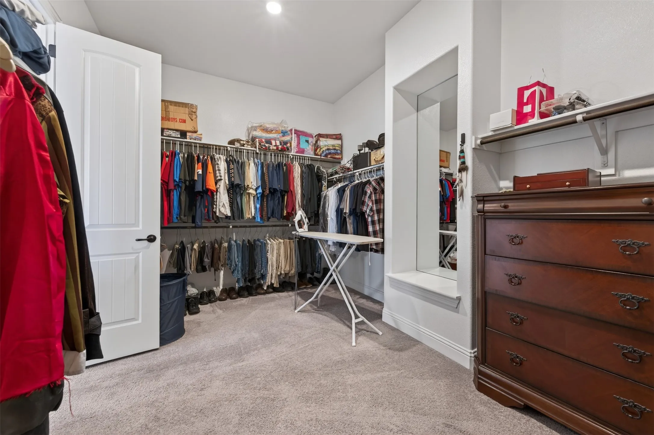 Single Family Residence For Sale in Tarrant County , 1700 Hamlet Drive, Fort Worth, Texas 76052, 3 Bedroom, 3 Bathroom, 3 Garage spaces, 2,924 Sqft, built in 2021, mls#21332846, Real Estate Agent in Fort Worth, Homes For Sale in Tarrant county, Homes For Sale in Fort Worth, Realtor in Fort Worth Texas, Real Estate Brokerage Independent Realty Texas, Luminita Cordes Realtor