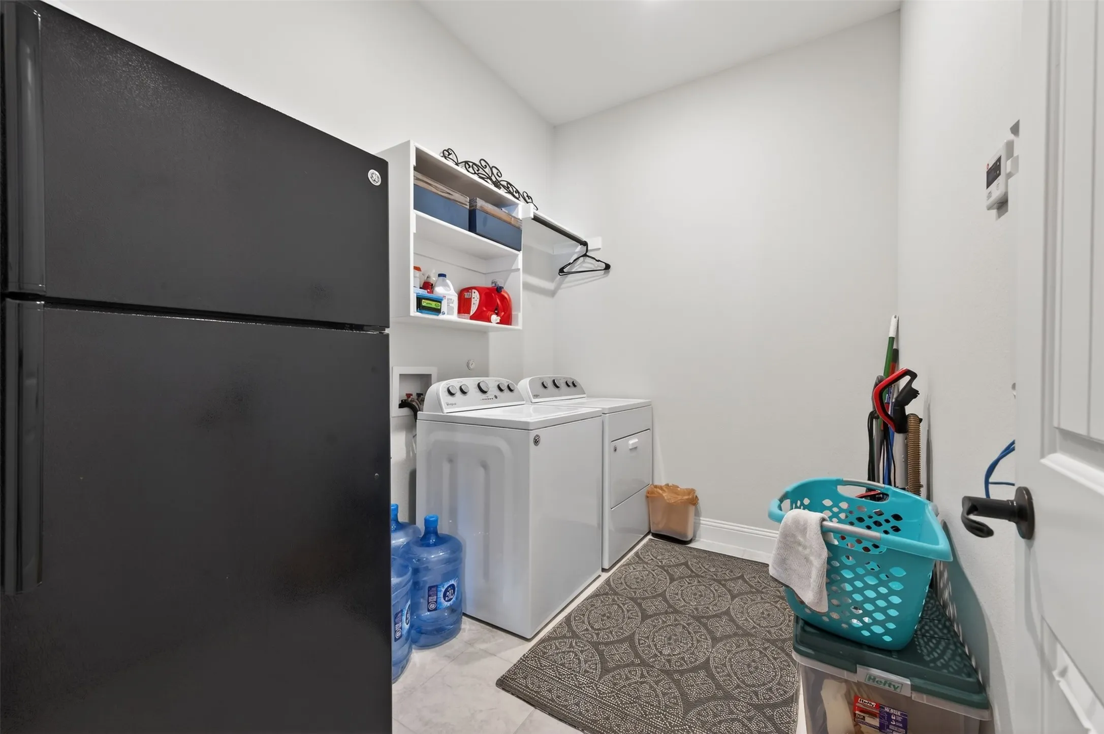 Single Family Residence For Sale in Tarrant County , 1700 Hamlet Drive, Fort Worth, Texas 76052, 3 Bedroom, 3 Bathroom, 3 Garage spaces, 2,924 Sqft, built in 2021, mls#21332846, Real Estate Agent in Fort Worth, Homes For Sale in Tarrant county, Homes For Sale in Fort Worth, Realtor in Fort Worth Texas, Real Estate Brokerage Independent Realty Texas, Luminita Cordes Realtor