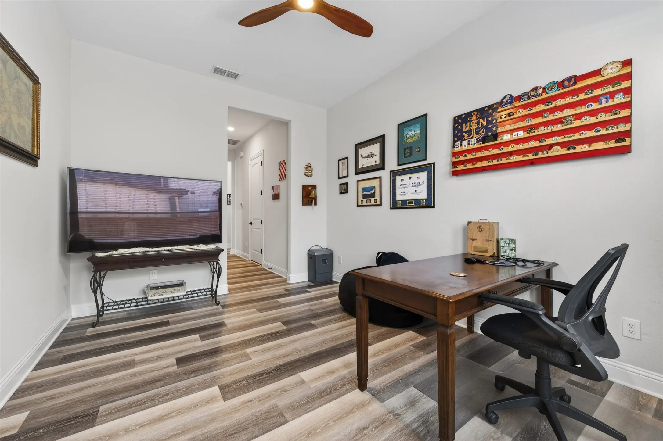 Single Family Residence For Sale in Tarrant County , 1700 Hamlet Drive, Fort Worth, Texas 76052, 3 Bedroom, 3 Bathroom, 3 Garage spaces, 2,924 Sqft, built in 2021, mls#21332846, Real Estate Agent in Fort Worth, Homes For Sale in Tarrant county, Homes For Sale in Fort Worth, Realtor in Fort Worth Texas, Real Estate Brokerage Independent Realty Texas, Luminita Cordes Realtor