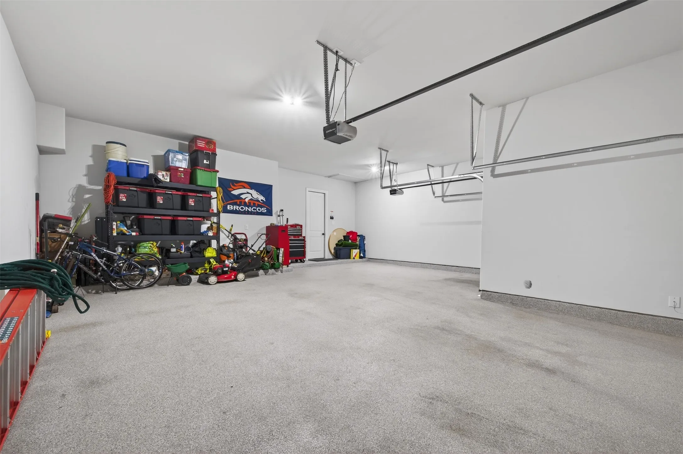 Single Family Residence For Sale in Tarrant County , 1700 Hamlet Drive, Fort Worth, Texas 76052, 3 Bedroom, 3 Bathroom, 3 Garage spaces, 2,924 Sqft, built in 2021, mls#21332846, Real Estate Agent in Fort Worth, Homes For Sale in Tarrant county, Homes For Sale in Fort Worth, Realtor in Fort Worth Texas, Real Estate Brokerage Independent Realty Texas, Luminita Cordes Realtor