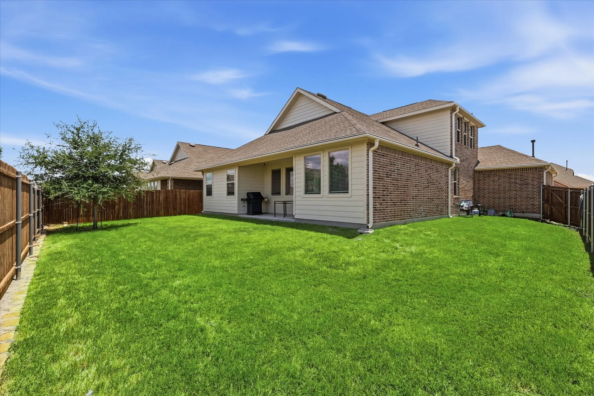 Single Family Residence For Sale in Collin County , 788 Evergreen Street, Princeton, Texas 75407, 4 Bedroom, 3 Bathroom, 3 Garage spaces, 2,229 Sqft, built in 2020, mls#21332464, Real Estate Agent in Princeton, Homes For Sale in Collin county, Homes For Sale in Princeton, Realtor in Princeton Texas, Real Estate Brokerage Independent Realty Texas, Luminita Cordes Realtor