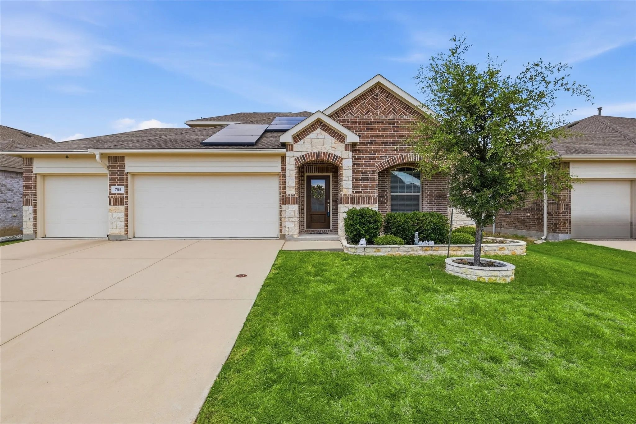 Single Family Residence For Sale in Collin County , 788 Evergreen Street, Princeton, Texas 75407, 4 Bedroom, 3 Bathroom, 3 Garage spaces, 2,229 Sqft, built in 2020, mls#21332464, Real Estate Agent in Princeton, Homes For Sale in Collin county, Homes For Sale in Princeton, Realtor in Princeton Texas, Real Estate Brokerage Independent Realty Texas, Luminita Cordes Realtor