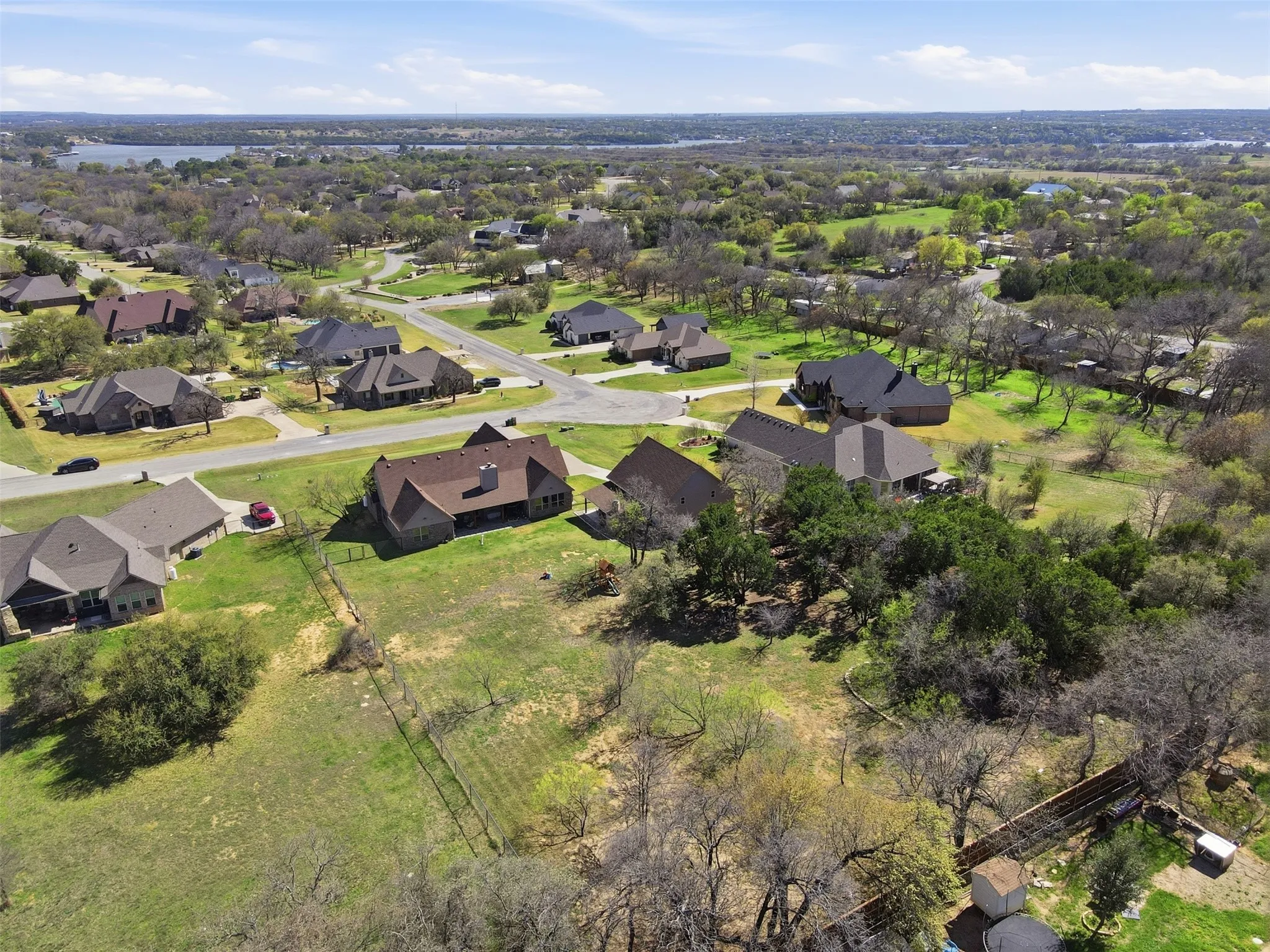 Single Family Residence For Sale in Hood County , 3832 Legend Trail, Granbury, Texas 76049, 4 Bedroom, 3 Bathroom, 3 Garage spaces, 2,855 Sqft, built in 2018, mls#21326160, Real Estate Agent in Granbury, Homes For Sale in Hood county, Homes For Sale in Granbury, Realtor in Granbury Texas, Real Estate Brokerage Independent Realty Texas, Luminita Cordes Realtor