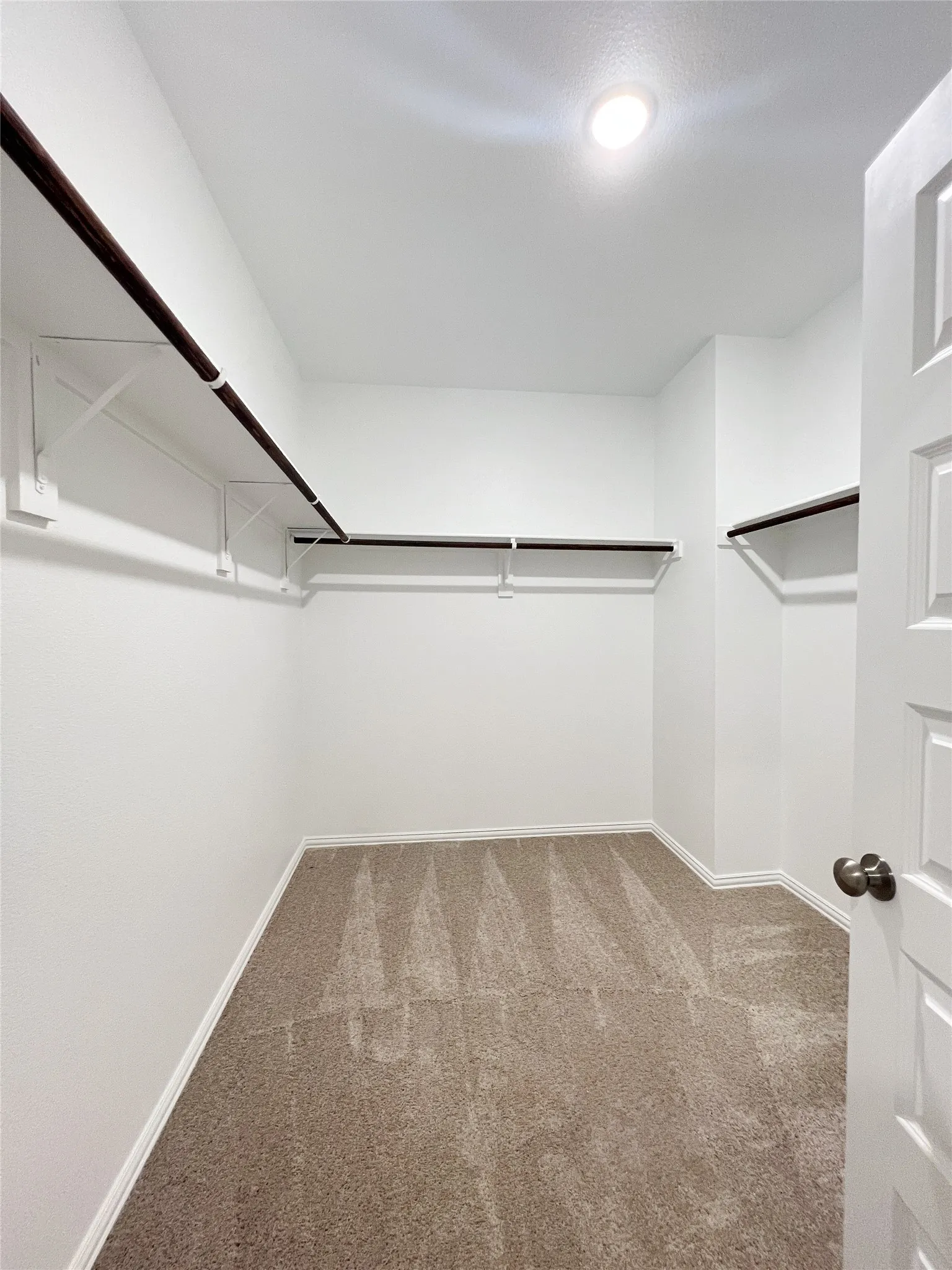 Single Family Residence For Rent in Grayson County , 553 Meadow Run Drive, Van Alstyne, Texas 75495, 4 Bedroom, 2 Bathroom, 2 Garage spaces, 1,798 Sqft, built in 2023, mls#21332861, Real Estate Agent in Van Alstyne, Homes For Rent in Grayson county, Homes For Rent in Van Alstyne, Realtor in Van Alstyne Texas, Real Estate Brokerage Independent Realty Texas, Luminita Cordes Realtor