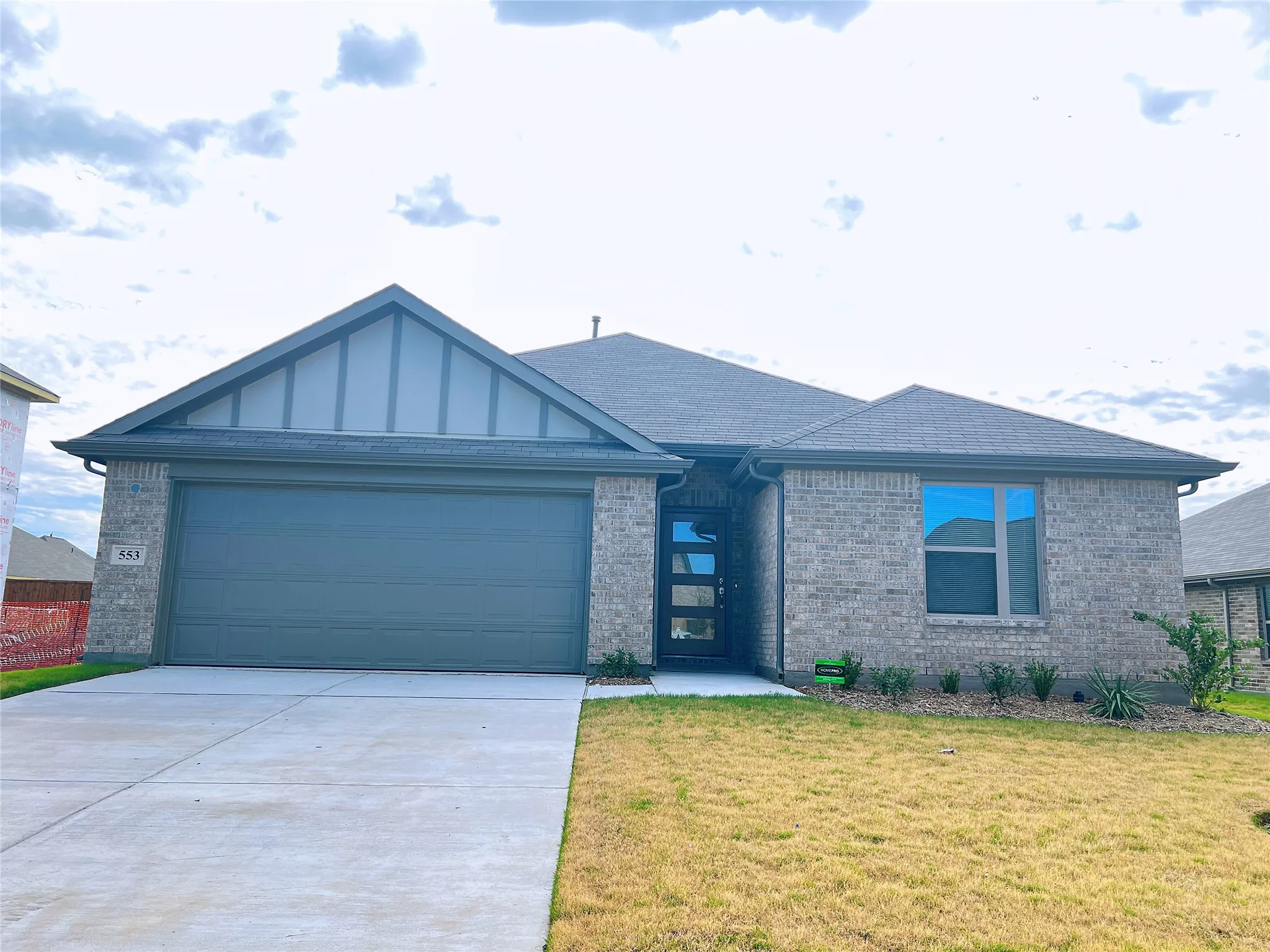 Single Family Residence For Rent in Grayson County , 553 Meadow Run Drive, Van Alstyne, Texas 75495, 4 Bedroom, 2 Bathroom, 2 Garage spaces, 1,798 Sqft, built in 2023, mls#21332861, Real Estate Agent in Van Alstyne, Homes For Rent in Grayson county, Homes For Rent in Van Alstyne, Realtor in Van Alstyne Texas, Real Estate Brokerage Independent Realty Texas, Luminita Cordes Realtor