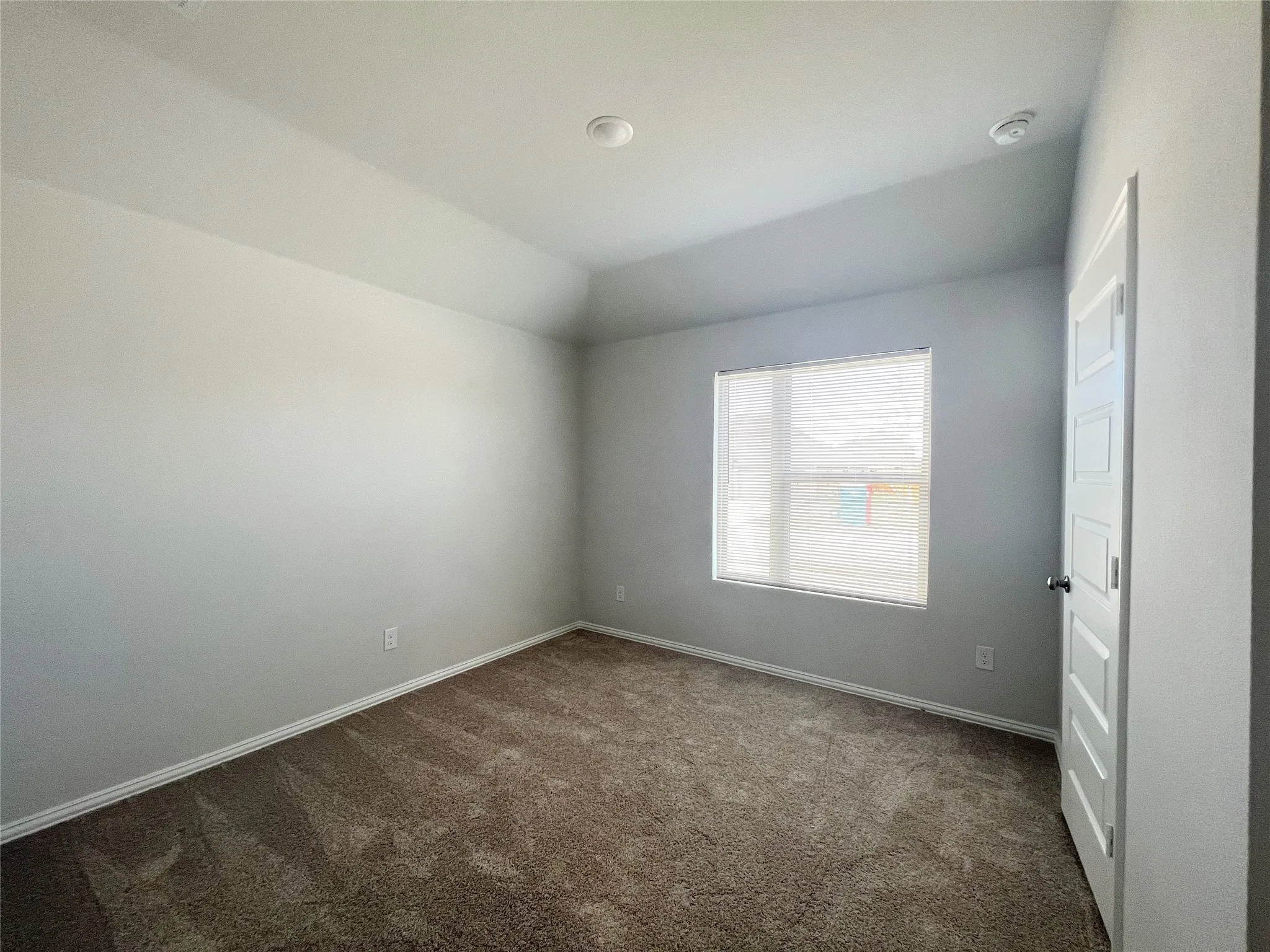 Single Family Residence For Rent in Grayson County , 553 Meadow Run Drive, Van Alstyne, Texas 75495, 4 Bedroom, 2 Bathroom, 2 Garage spaces, 1,798 Sqft, built in 2023, mls#21332861, Real Estate Agent in Van Alstyne, Homes For Rent in Grayson county, Homes For Rent in Van Alstyne, Realtor in Van Alstyne Texas, Real Estate Brokerage Independent Realty Texas, Luminita Cordes Realtor