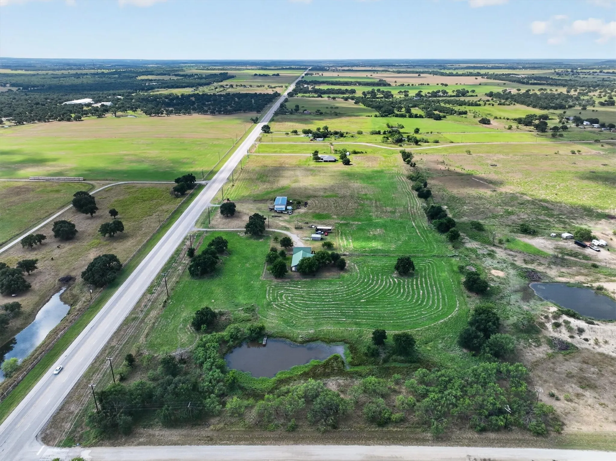 Single Family Residence For Sale in Palo Pinto County , 13143 N HWY 281, Perrin, Texas 76486, 3 Bedroom, 3 Bathroom, Garage spaces, 1,456 Sqft, built in 1984, mls#21325396, Real Estate Agent in Perrin, Homes For Sale in Palo Pinto county, Homes For Sale in Perrin, Realtor in Perrin Texas, Real Estate Brokerage Independent Realty Texas, Luminita Cordes Realtor