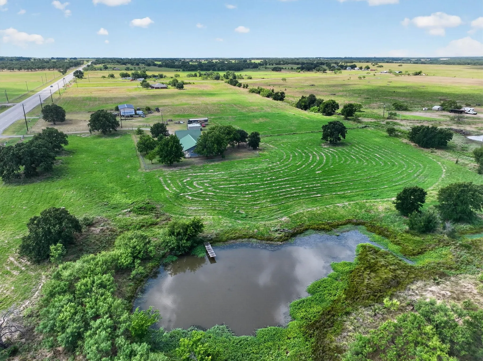 Single Family Residence For Sale in Palo Pinto County , 13143 N HWY 281, Perrin, Texas 76486, 3 Bedroom, 3 Bathroom, Garage spaces, 1,456 Sqft, built in 1984, mls#21325396, Real Estate Agent in Perrin, Homes For Sale in Palo Pinto county, Homes For Sale in Perrin, Realtor in Perrin Texas, Real Estate Brokerage Independent Realty Texas, Luminita Cordes Realtor