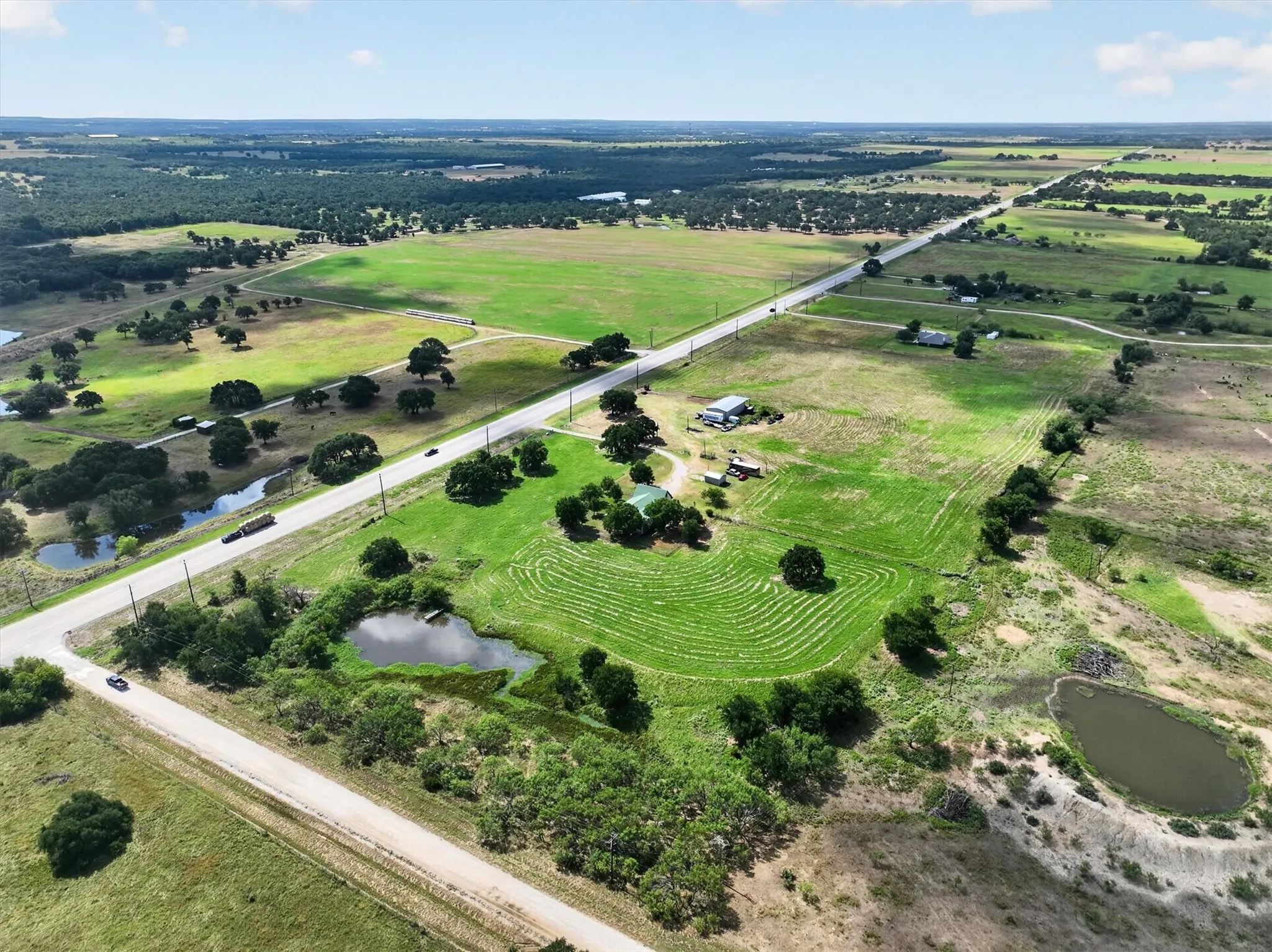 Single Family Residence For Sale in Palo Pinto County , 13143 N HWY 281, Perrin, Texas 76486, 3 Bedroom, 3 Bathroom, Garage spaces, 1,456 Sqft, built in 1984, mls#21325396, Real Estate Agent in Perrin, Homes For Sale in Palo Pinto county, Homes For Sale in Perrin, Realtor in Perrin Texas, Real Estate Brokerage Independent Realty Texas, Luminita Cordes Realtor