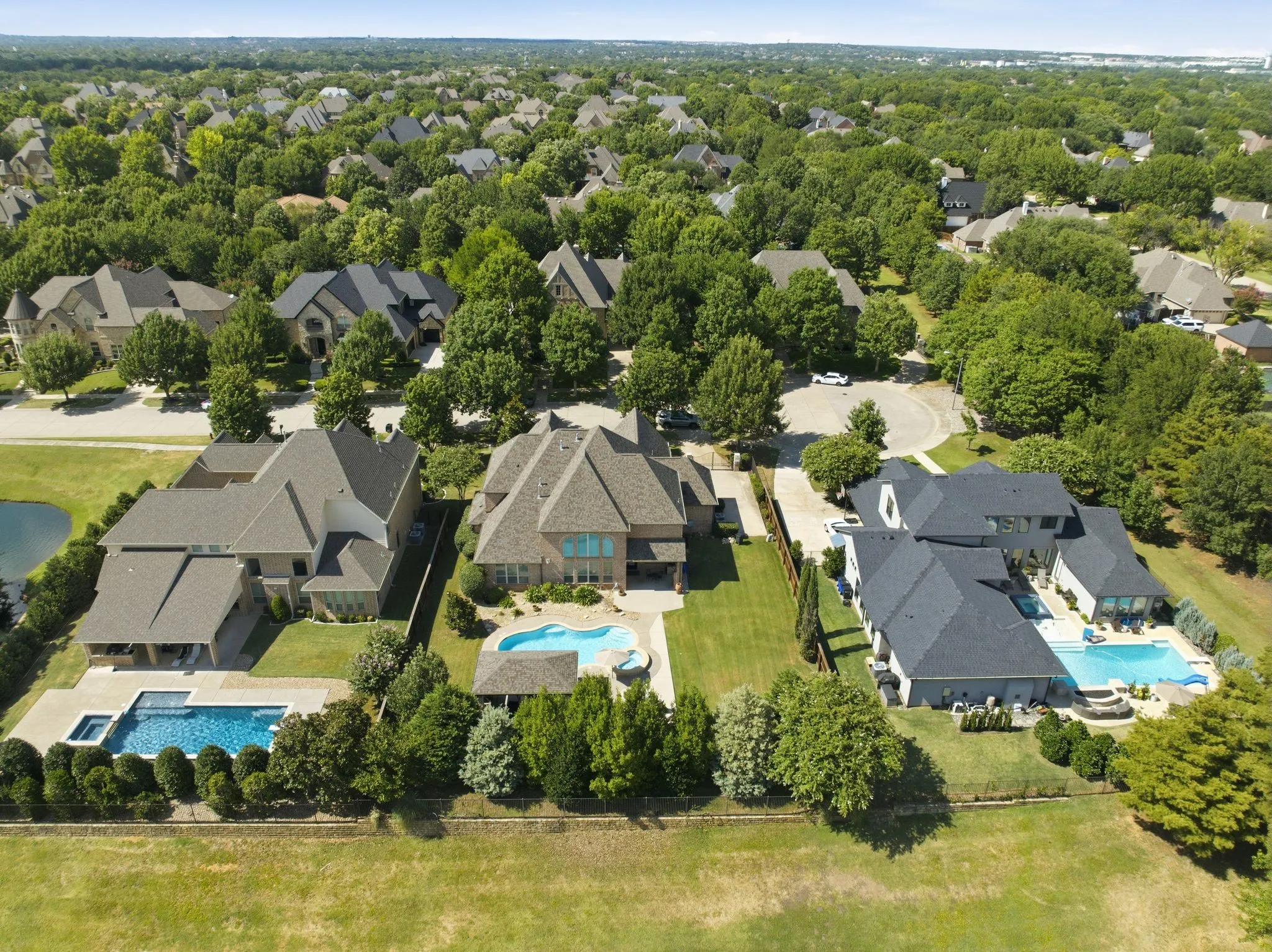 Located in a quiet Cul-de-sac.