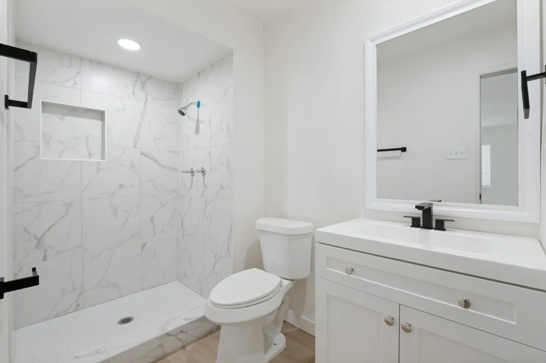 Single Family Residence For Sale in Denton County , 1910 Rambling Ridge Lane, Carrollton, Texas 75007, 3 Bedroom, 2 Bathroom, 2 Garage spaces, 1,853 Sqft, built in 1977, mls#21332020, Real Estate Agent in Carrollton, Homes For Sale in Denton county, Homes For Sale in Carrollton, Realtor in Carrollton Texas, Real Estate Brokerage Independent Realty Texas, Luminita Cordes Realtor