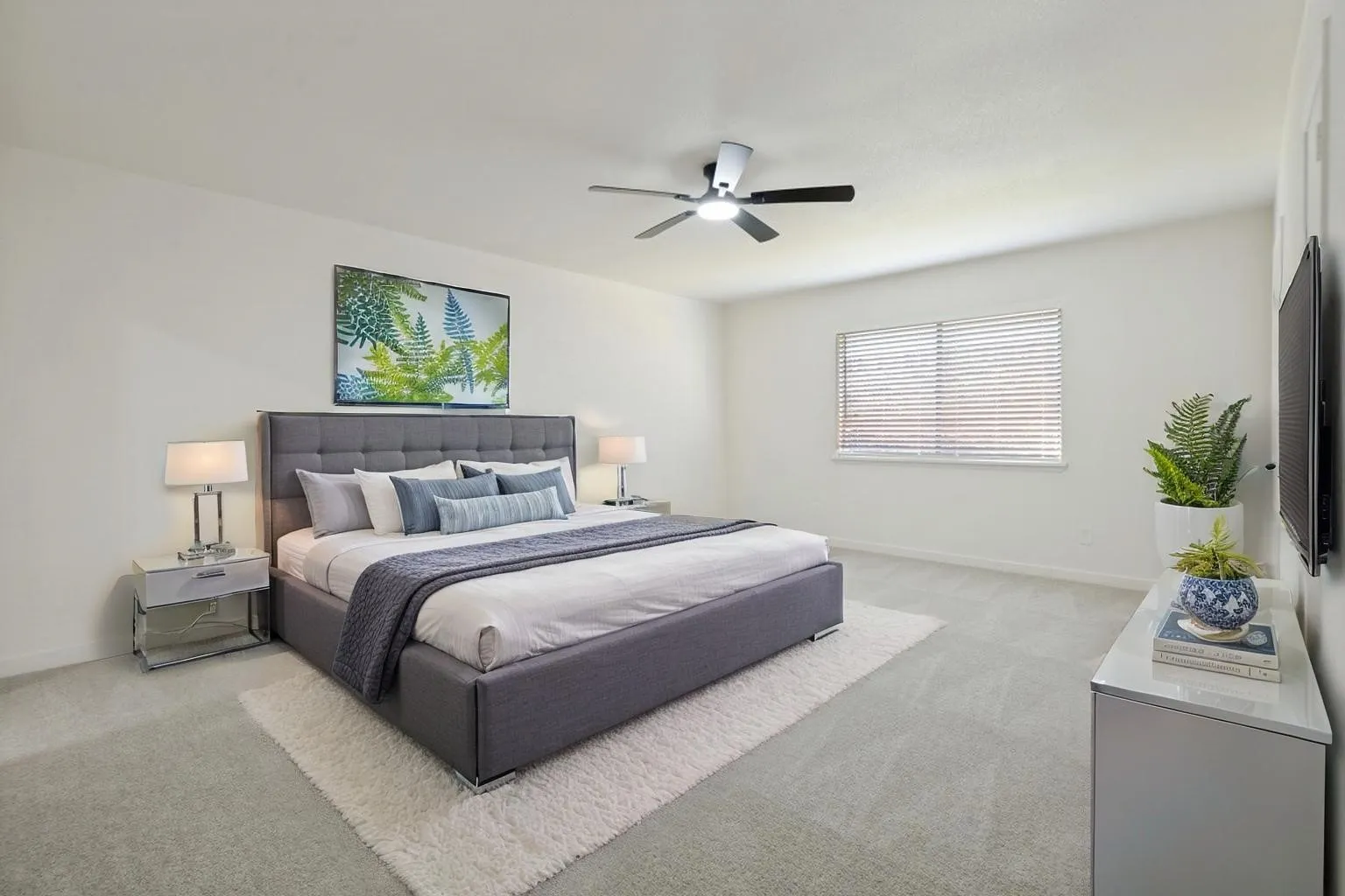 Single Family Residence For Sale in Denton County , 1910 Rambling Ridge Lane, Carrollton, Texas 75007, 3 Bedroom, 2 Bathroom, 2 Garage spaces, 1,853 Sqft, built in 1977, mls#21332020, Real Estate Agent in Carrollton, Homes For Sale in Denton county, Homes For Sale in Carrollton, Realtor in Carrollton Texas, Real Estate Brokerage Independent Realty Texas, Luminita Cordes Realtor