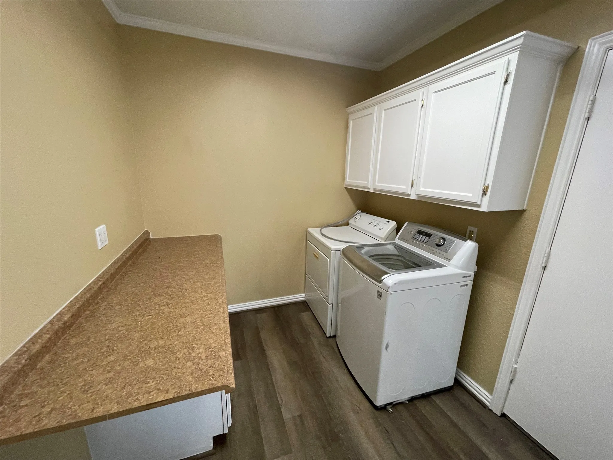 Duplex For Rent in Dallas County , 2224 Forestbrook Drive, Garland, Texas 75040, 3 Bedroom, 2 Bathroom, Garage spaces, 1,309 Sqft, built in 1985, mls#21332884, Real Estate Agent in Garland, Homes For Rent in Dallas county, Homes For Rent in Garland, Realtor in Garland Texas, Real Estate Brokerage Independent Realty Texas, Luminita Cordes Realtor