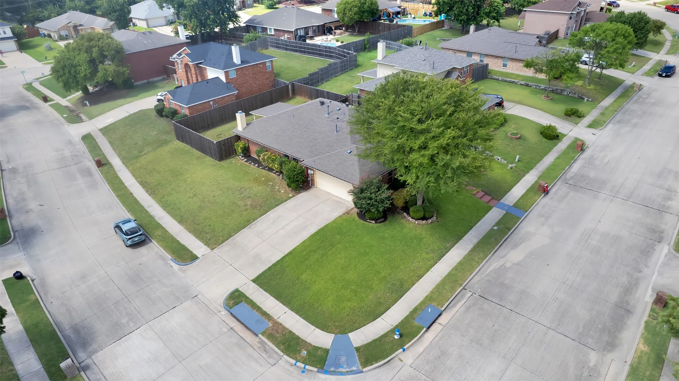 Single Family Residence For Sale in Dallas County , 8210 Sailors Street, Rowlett, Texas 75089, 4 Bedroom, 2 Bathroom, 2 Garage spaces, 2,258 Sqft, built in 2003, mls#21331354, Real Estate Agent in Rowlett, Homes For Sale in Dallas county, Homes For Sale in Rowlett, Realtor in Rowlett Texas, Real Estate Brokerage Independent Realty Texas, Luminita Cordes Realtor