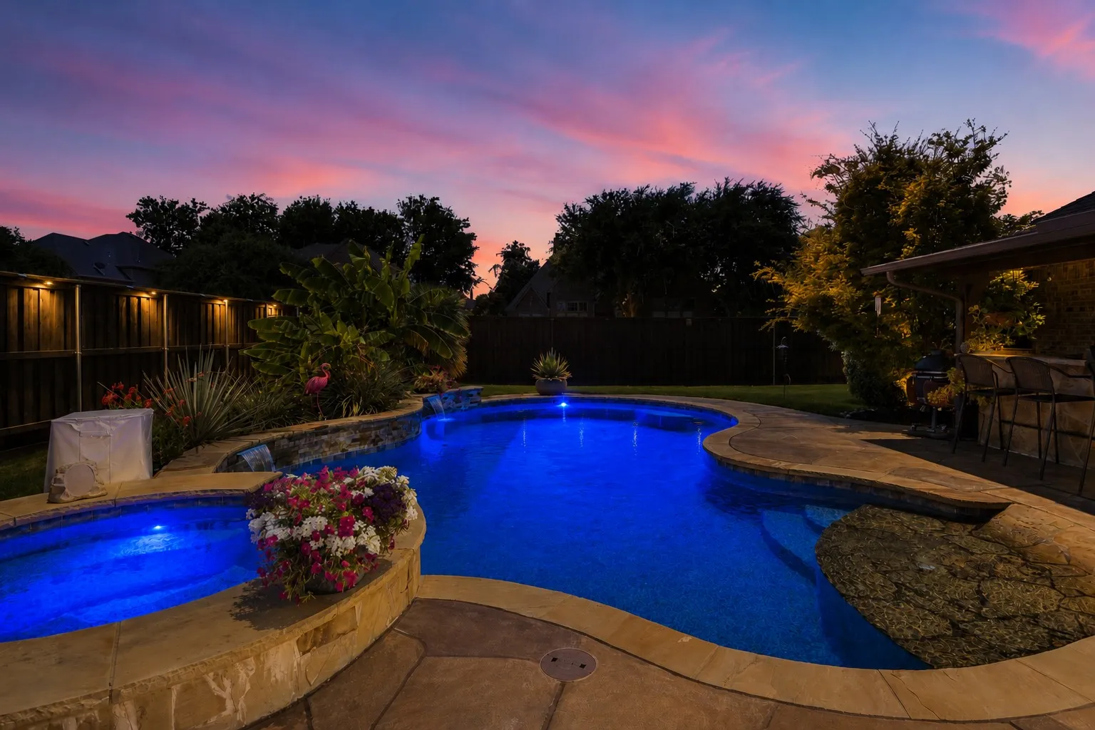 Single Family Residence For Sale in Rockwall County , 3904 Betty Street, Rockwall, Texas 75087, 3 Bedroom, 2 Bathroom, 2 Garage spaces, 2,581 Sqft, built in 2011, mls#21328527, Real Estate Agent in Rockwall, Homes For Sale in Rockwall county, Homes For Sale in Rockwall, Realtor in Rockwall Texas, Real Estate Brokerage Independent Realty Texas, Luminita Cordes Realtor