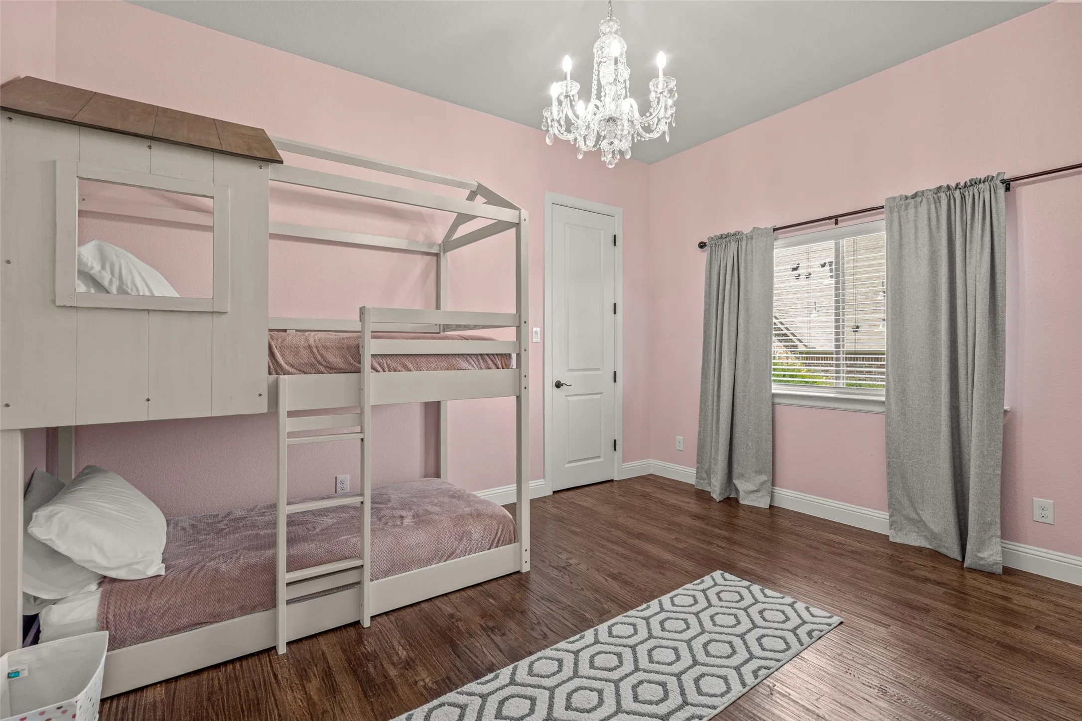 Single Family Residence For Rent in Tarrant County , 1224 Split Rock Drive, Keller, Texas 76248, 5 Bedroom, 5 Bathroom, 3 Garage spaces, 4,906 Sqft, built in 2014, mls#21332619, Real Estate Agent in Keller, Homes For Rent in Tarrant county, Homes For Rent in Keller, Realtor in Keller Texas, Real Estate Brokerage Independent Realty Texas, Luminita Cordes Realtor