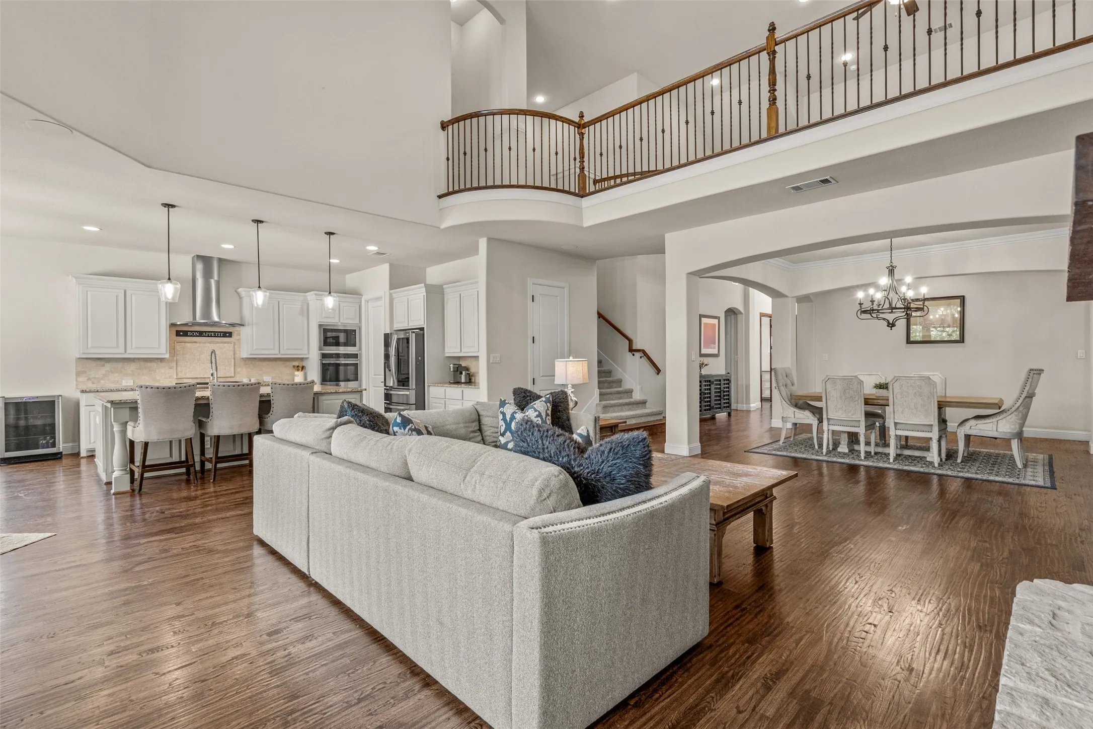 Single Family Residence For Rent in Tarrant County , 1224 Split Rock Drive, Keller, Texas 76248, 5 Bedroom, 5 Bathroom, 3 Garage spaces, 4,906 Sqft, built in 2014, mls#21332619, Real Estate Agent in Keller, Homes For Rent in Tarrant county, Homes For Rent in Keller, Realtor in Keller Texas, Real Estate Brokerage Independent Realty Texas, Luminita Cordes Realtor