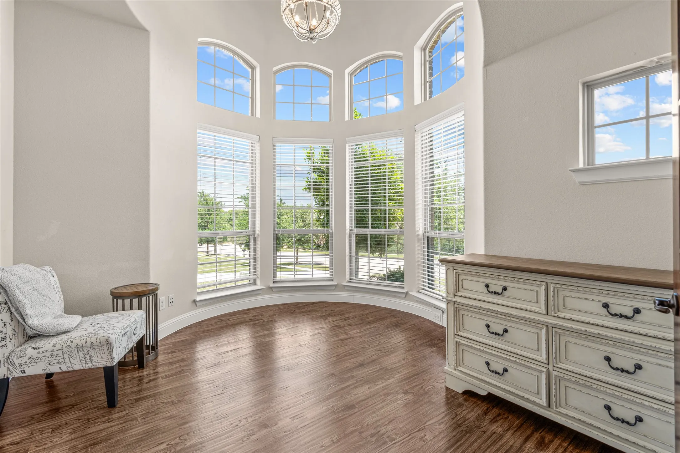Single Family Residence For Rent in Tarrant County , 1224 Split Rock Drive, Keller, Texas 76248, 5 Bedroom, 5 Bathroom, 3 Garage spaces, 4,906 Sqft, built in 2014, mls#21332619, Real Estate Agent in Keller, Homes For Rent in Tarrant county, Homes For Rent in Keller, Realtor in Keller Texas, Real Estate Brokerage Independent Realty Texas, Luminita Cordes Realtor