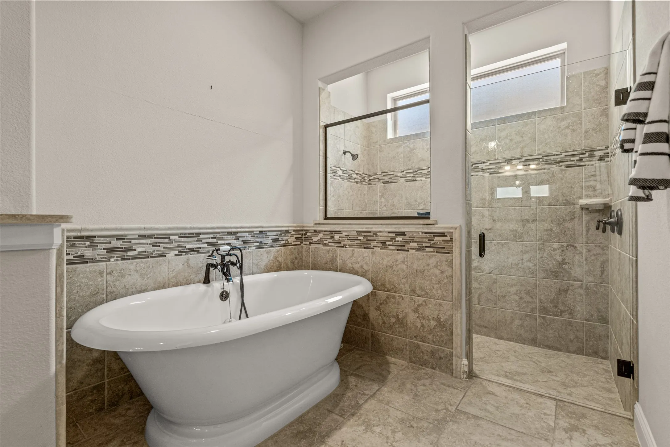 Single Family Residence For Rent in Tarrant County , 1224 Split Rock Drive, Keller, Texas 76248, 5 Bedroom, 5 Bathroom, 3 Garage spaces, 4,906 Sqft, built in 2014, mls#21332619, Real Estate Agent in Keller, Homes For Rent in Tarrant county, Homes For Rent in Keller, Realtor in Keller Texas, Real Estate Brokerage Independent Realty Texas, Luminita Cordes Realtor